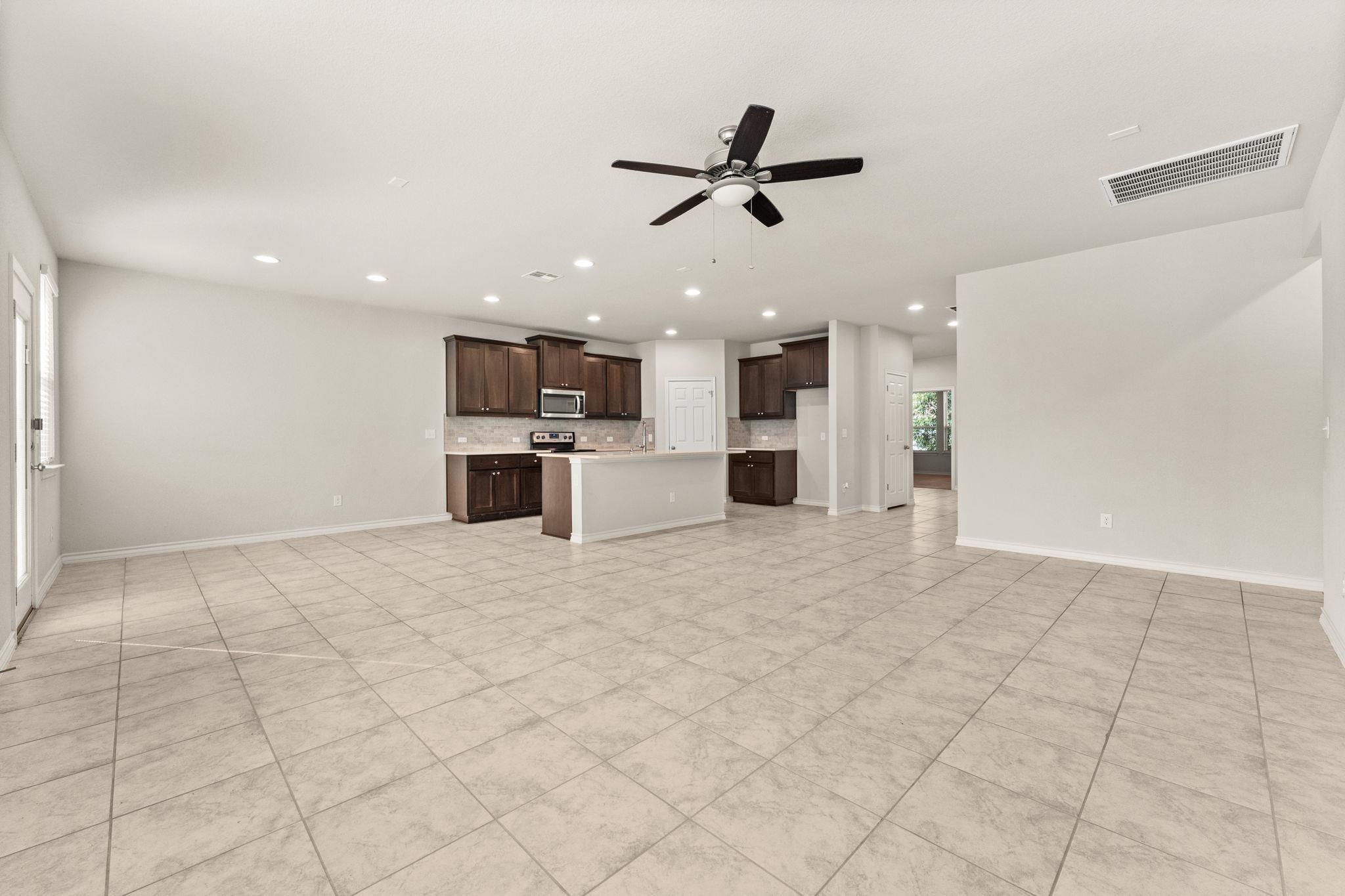 740 Aliso Trl Property Photo 7