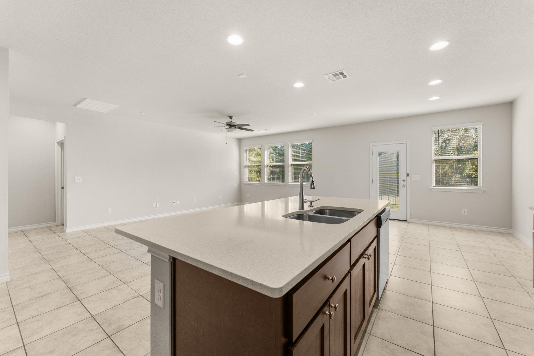 740 Aliso Trl Property Photo 14