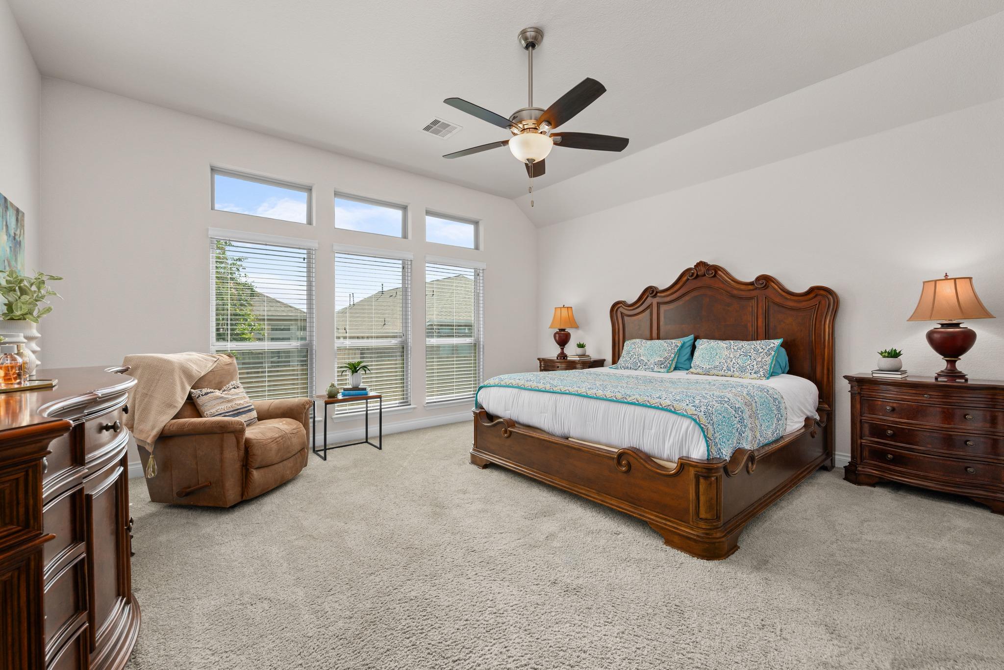2404 Brook Crest Way Property Photo 14