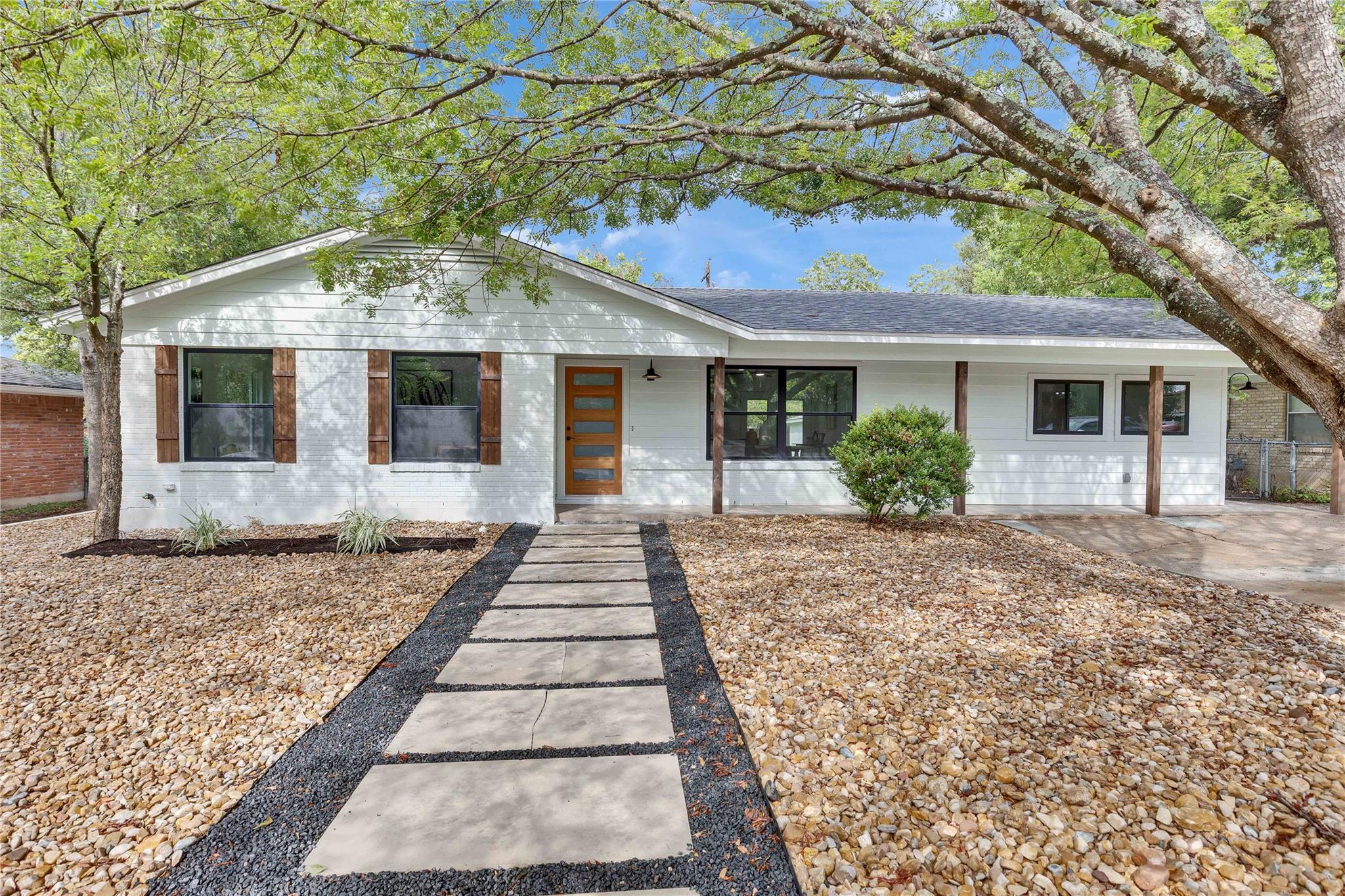 5508 Mapleleaf Dr Property Photo 1