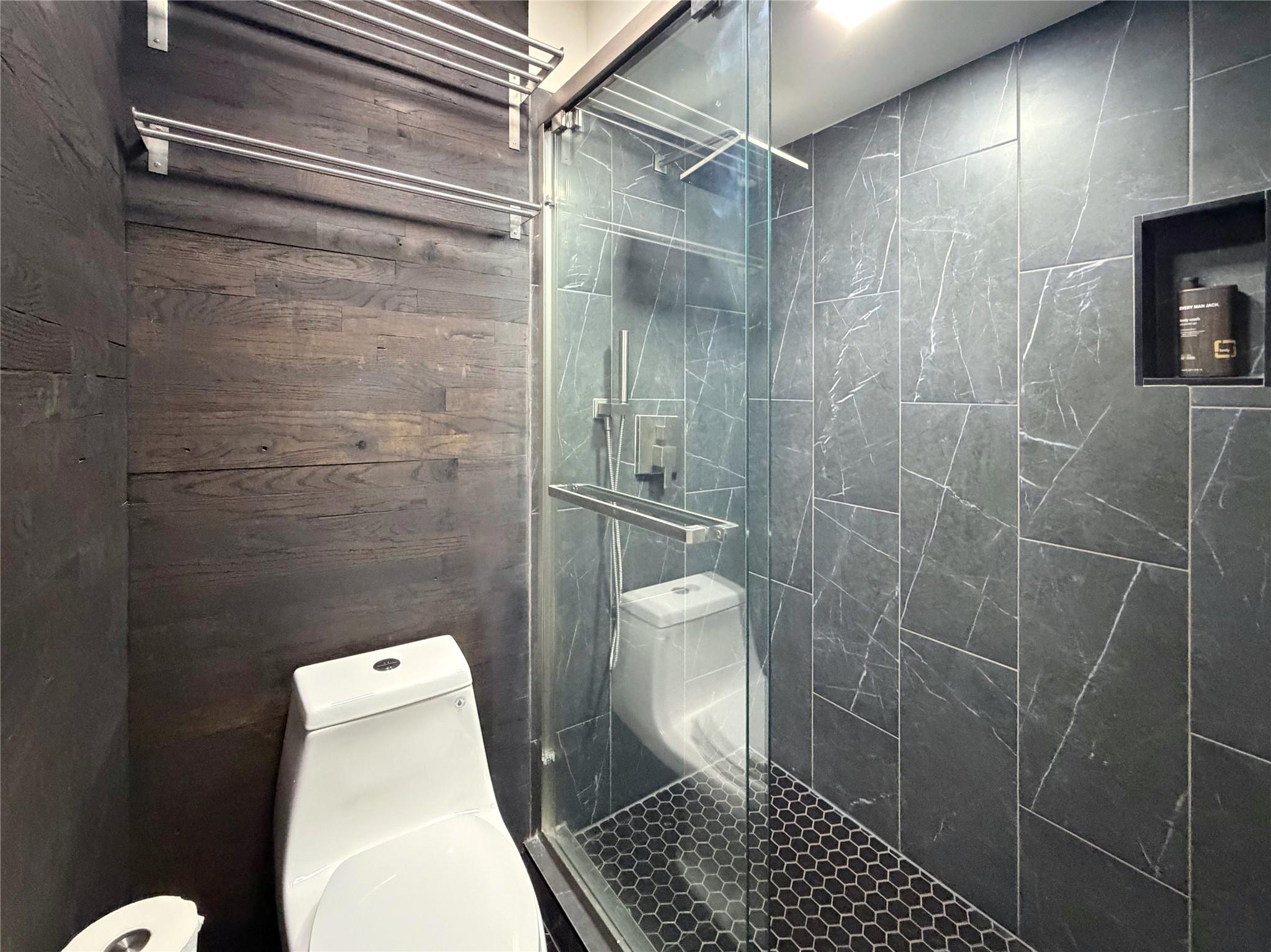 40 N Interstate 35 None #8d4 Property Photo 8