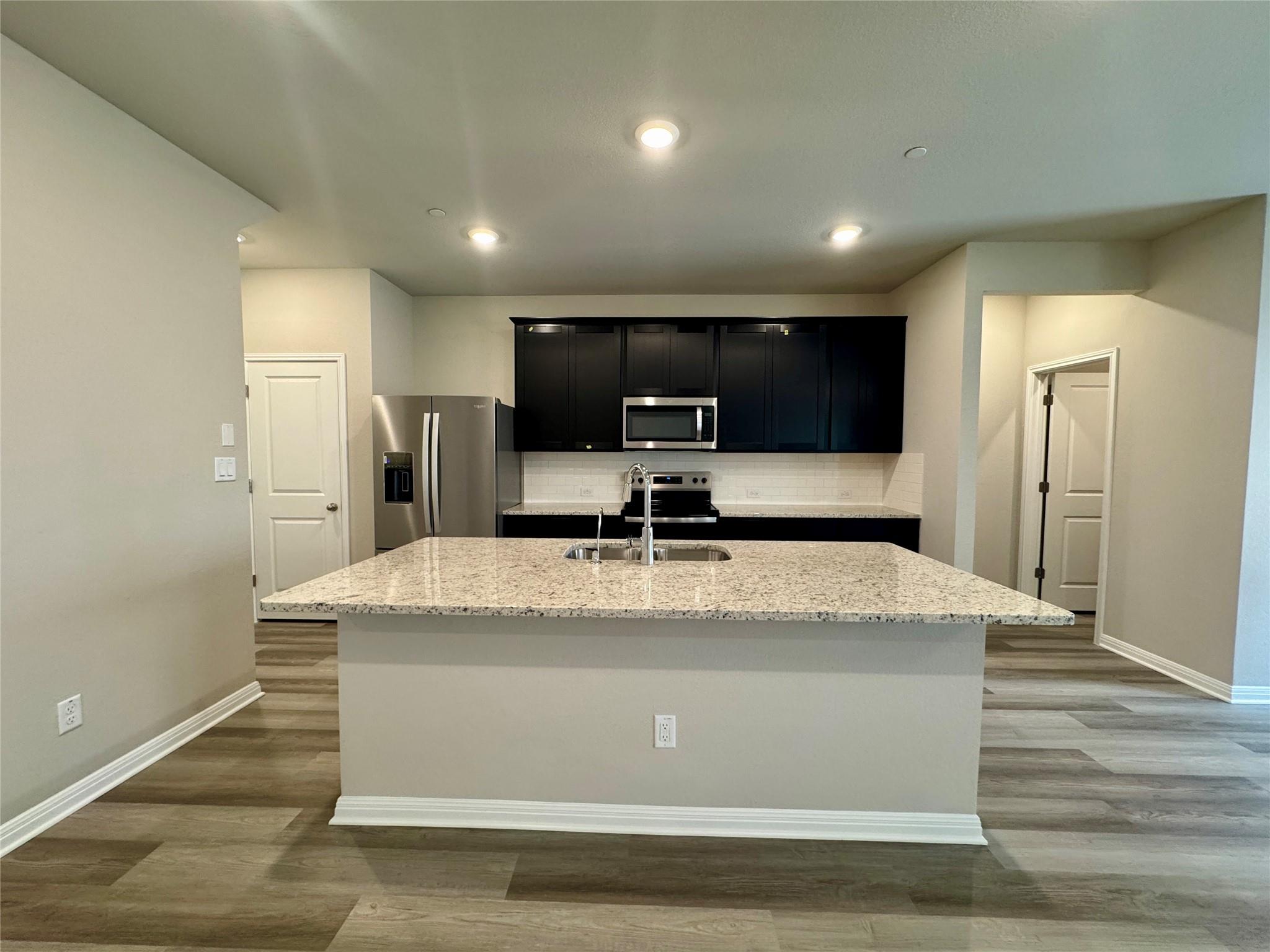 1850 Settlers Glen Dr #1402 Property Photo 8