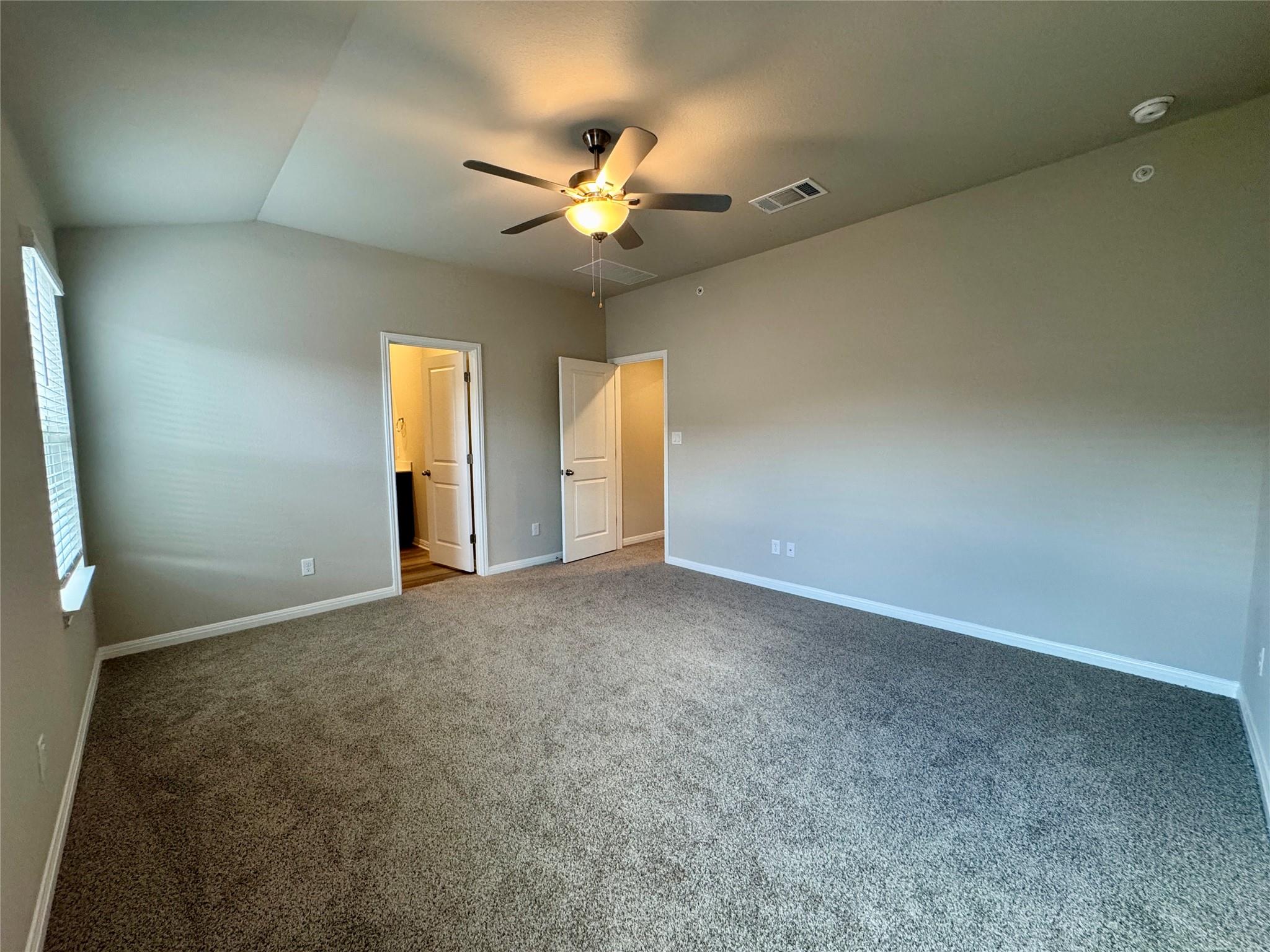 1850 Settlers Glen Dr #1402 Property Photo 14