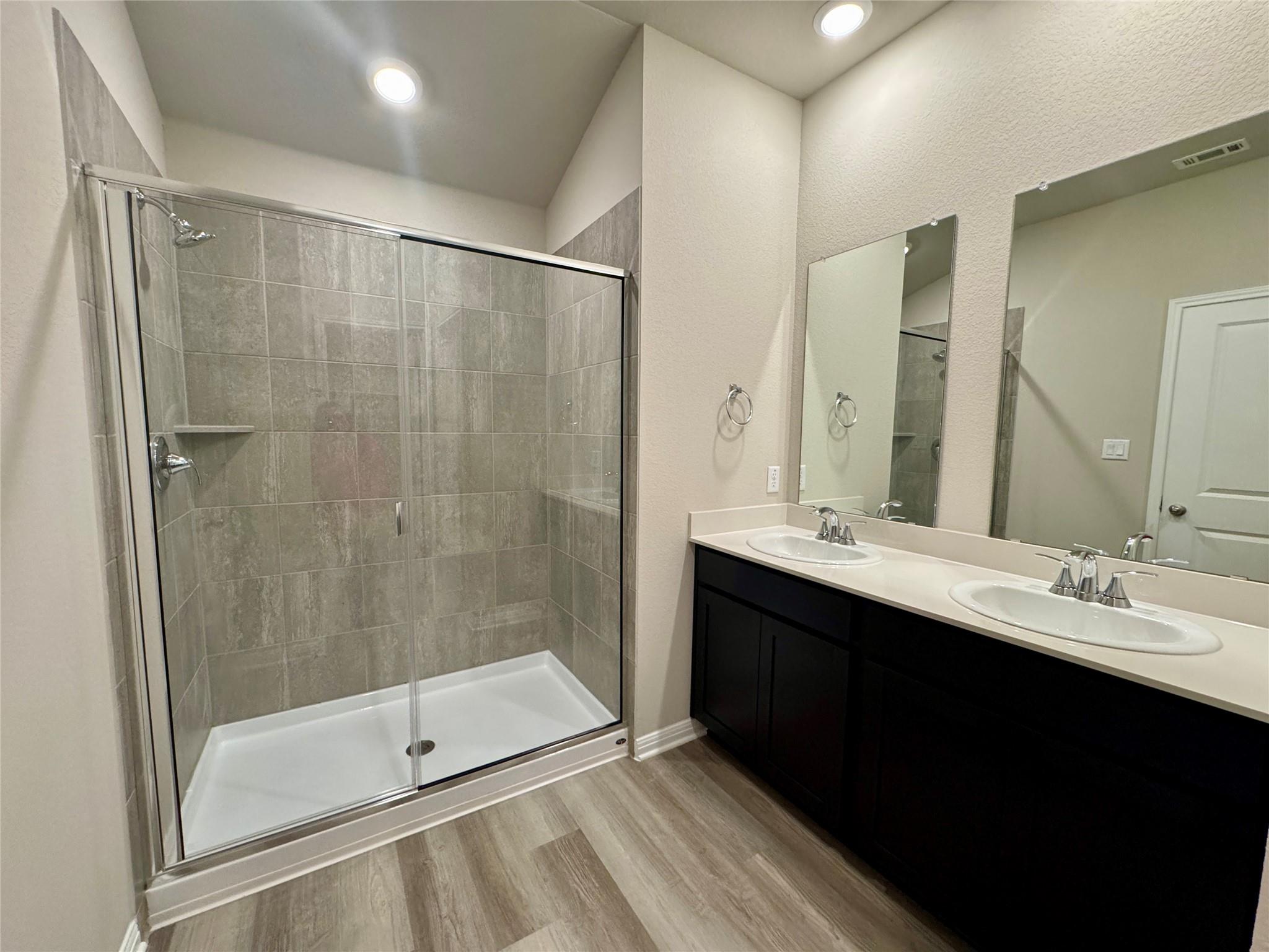 1850 Settlers Glen Dr #1402 Property Photo 16