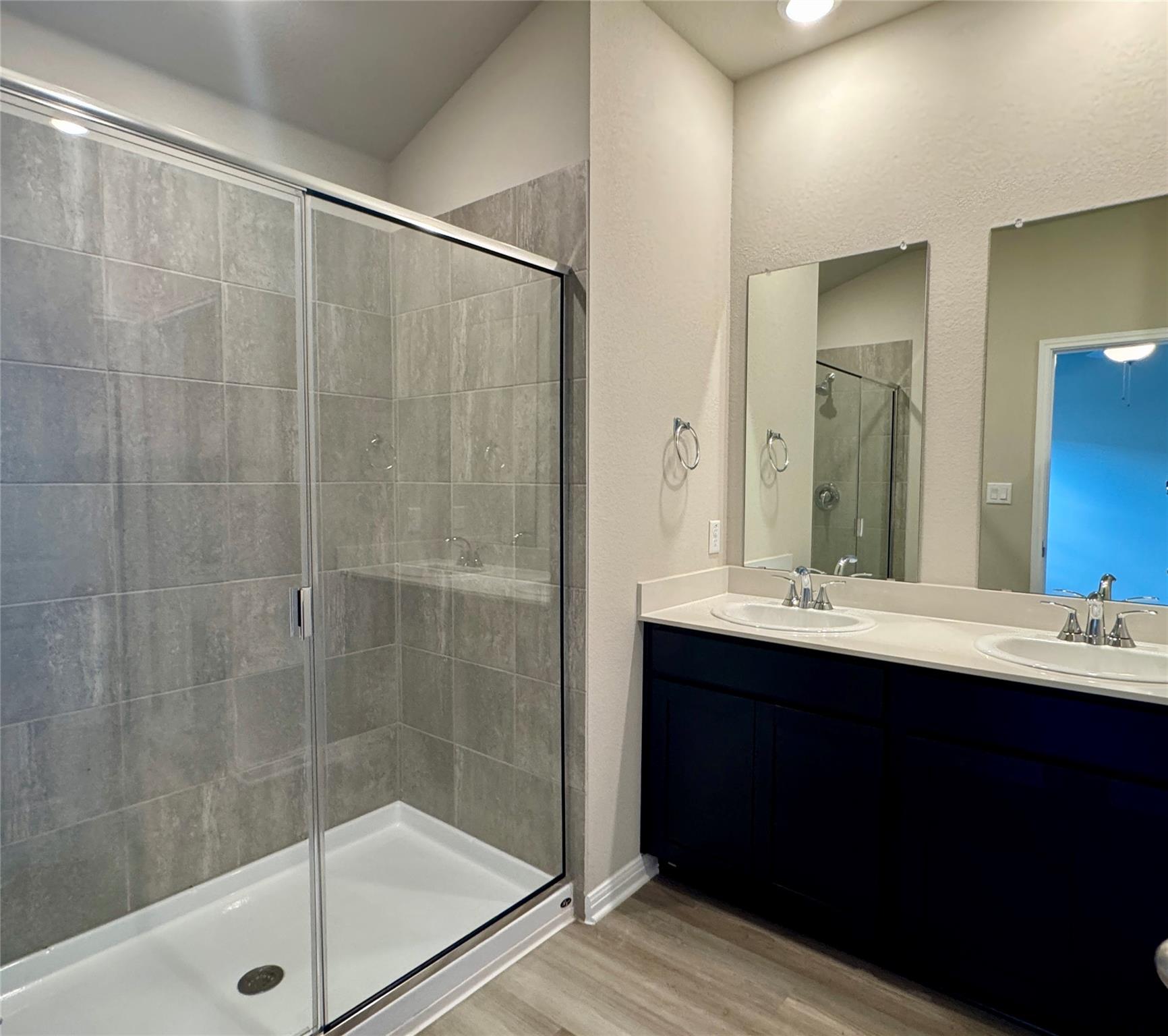 1850 Settlers Glen Dr #1402 Property Photo 18