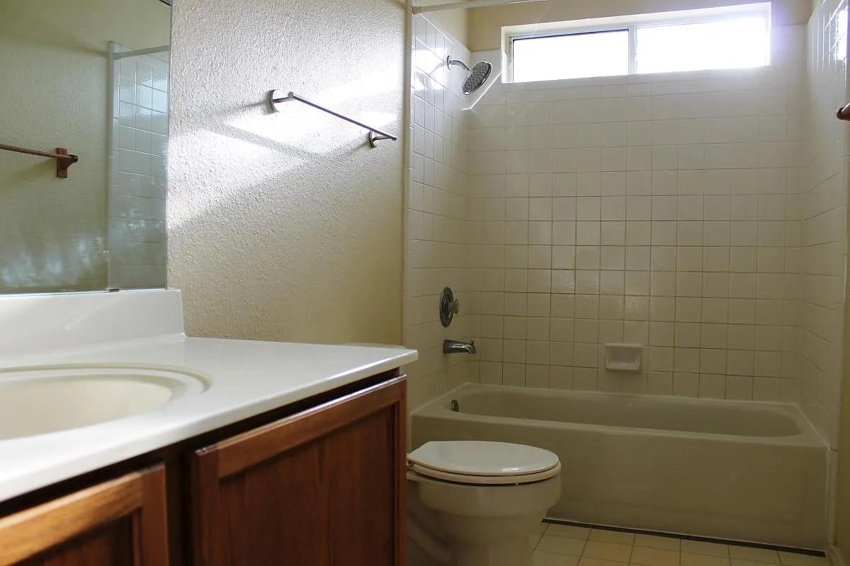 1409 Cedar Hills Blvd Property Photo 8