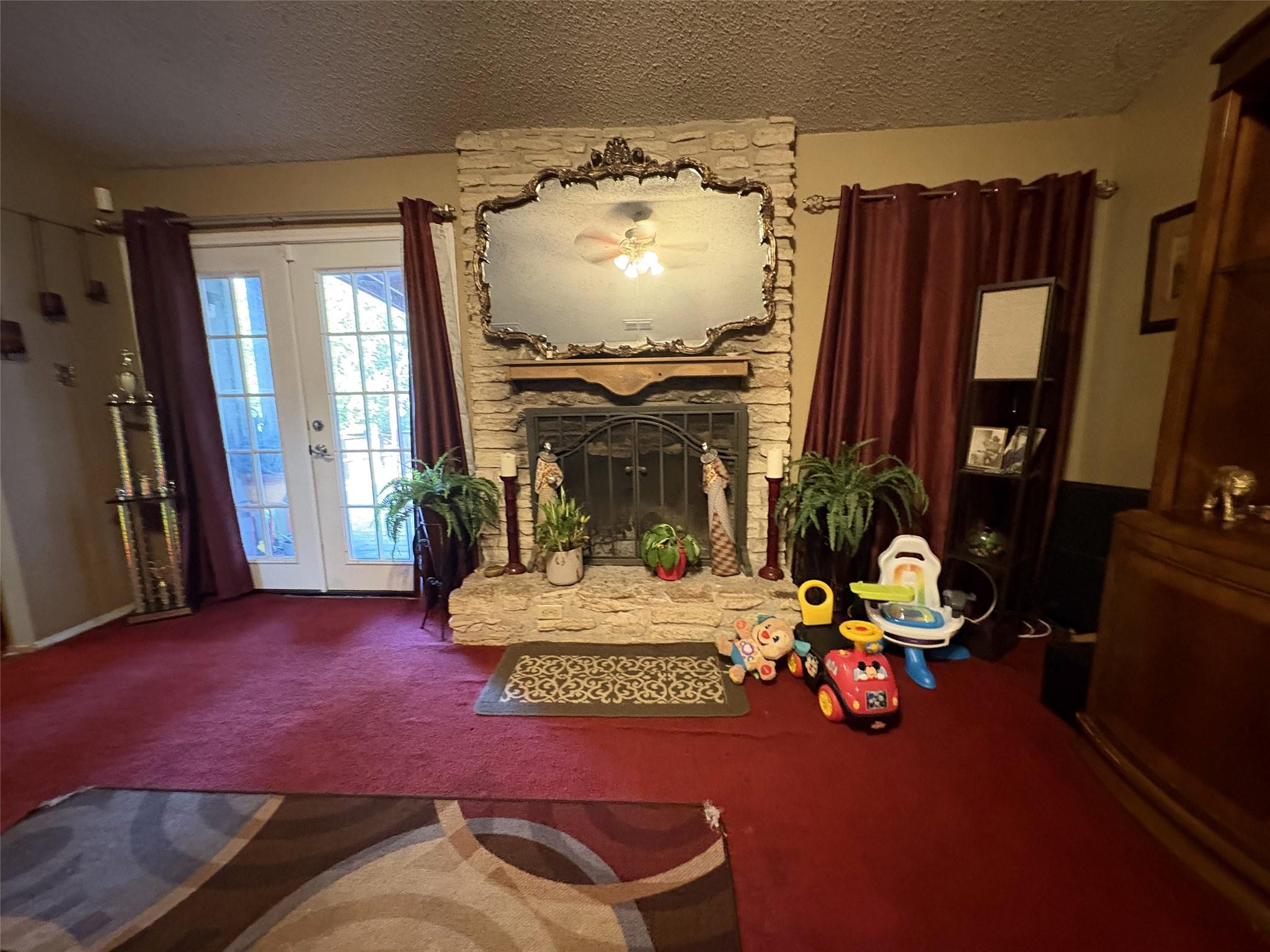 1006 Wisteria Cir Property Photo 6