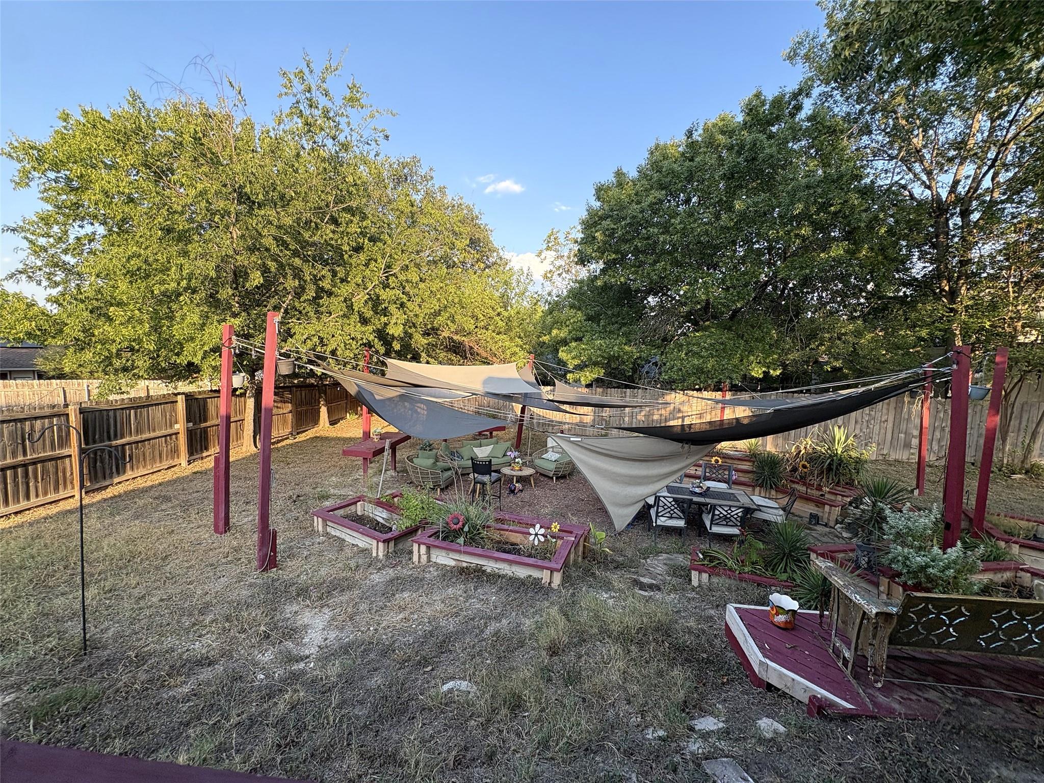 1006 Wisteria Cir Property Photo 22