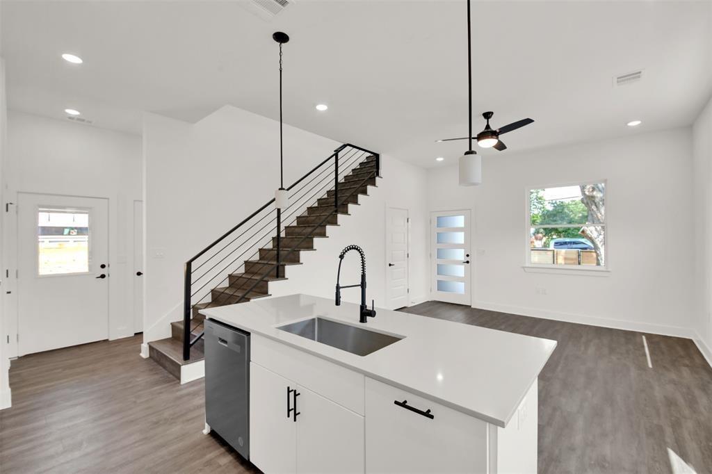 7603 Carver Ave #1-a Property Photo 3