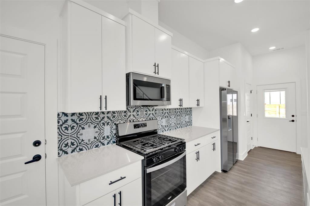 7603 Carver Ave #1-a Property Photo 4