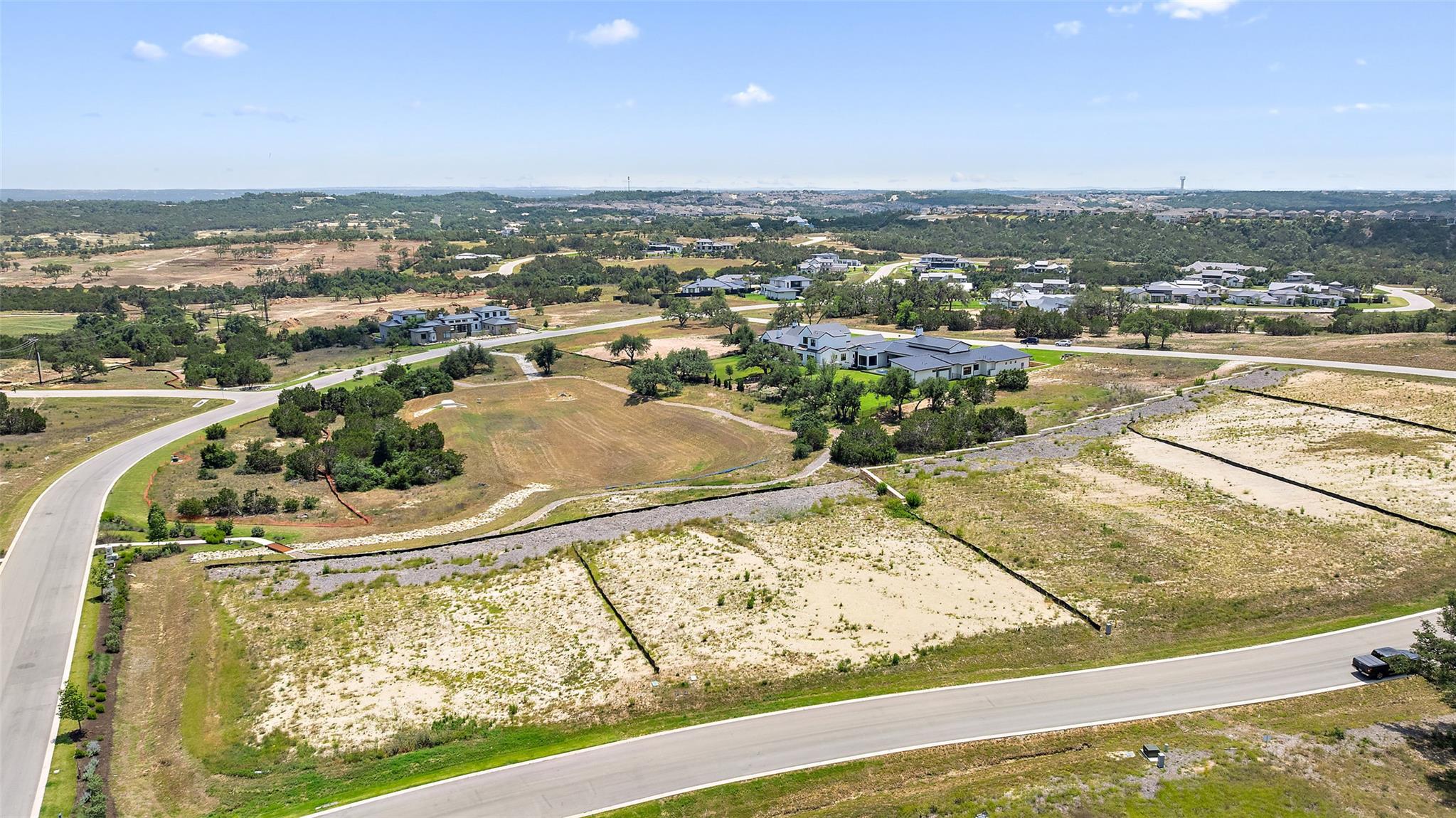 17105 Sagebrook Dr Property Photo 3