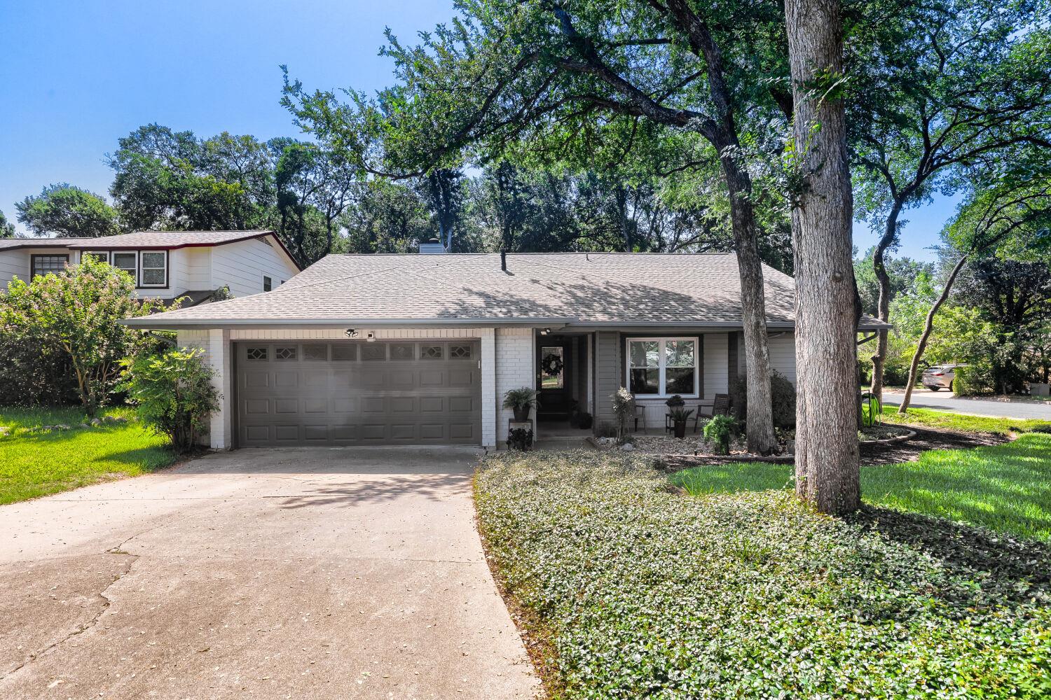 4500 Sidereal Dr Property Photo 2