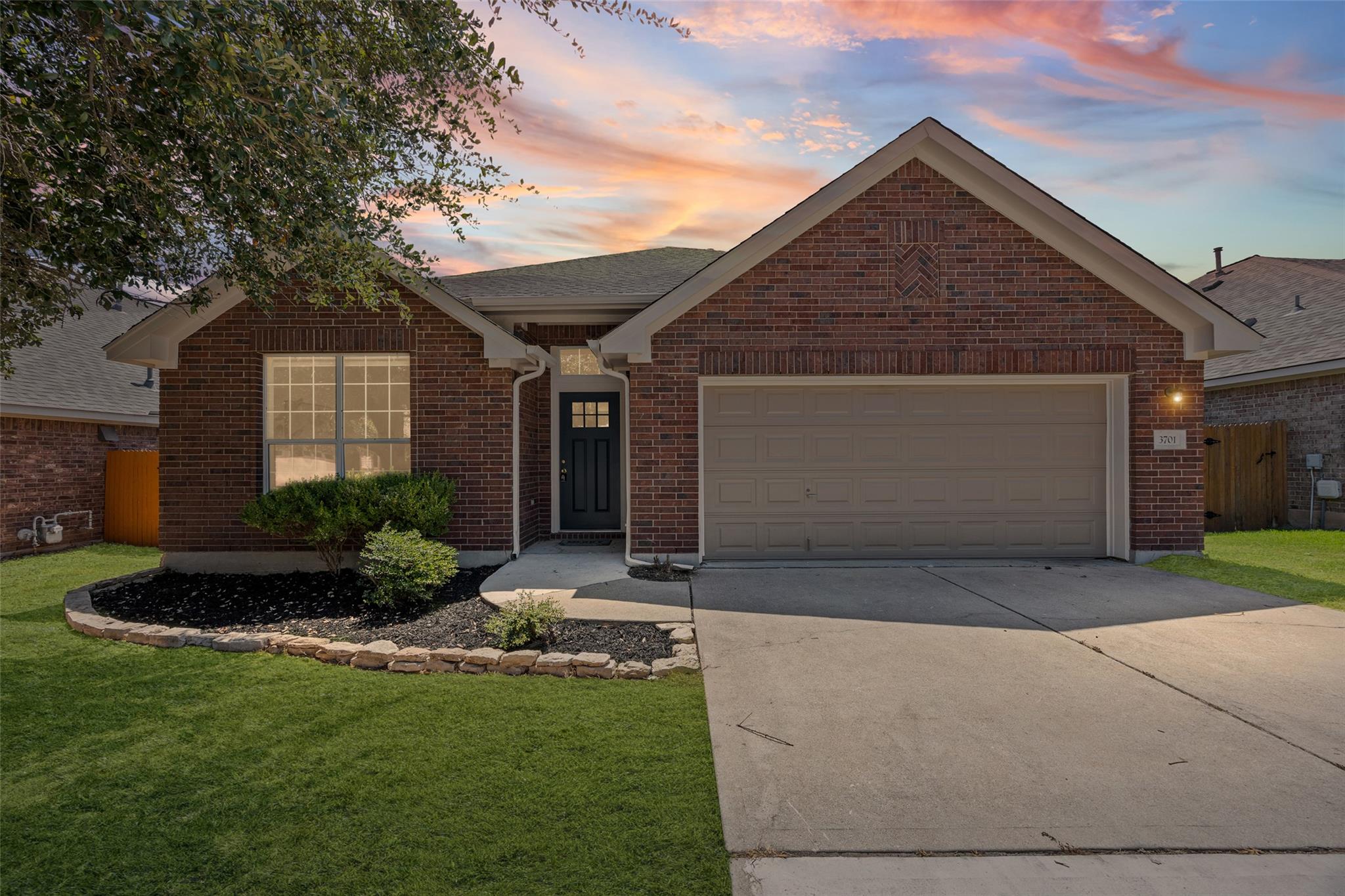 3701 Pine Needle Cir Property Photo 1