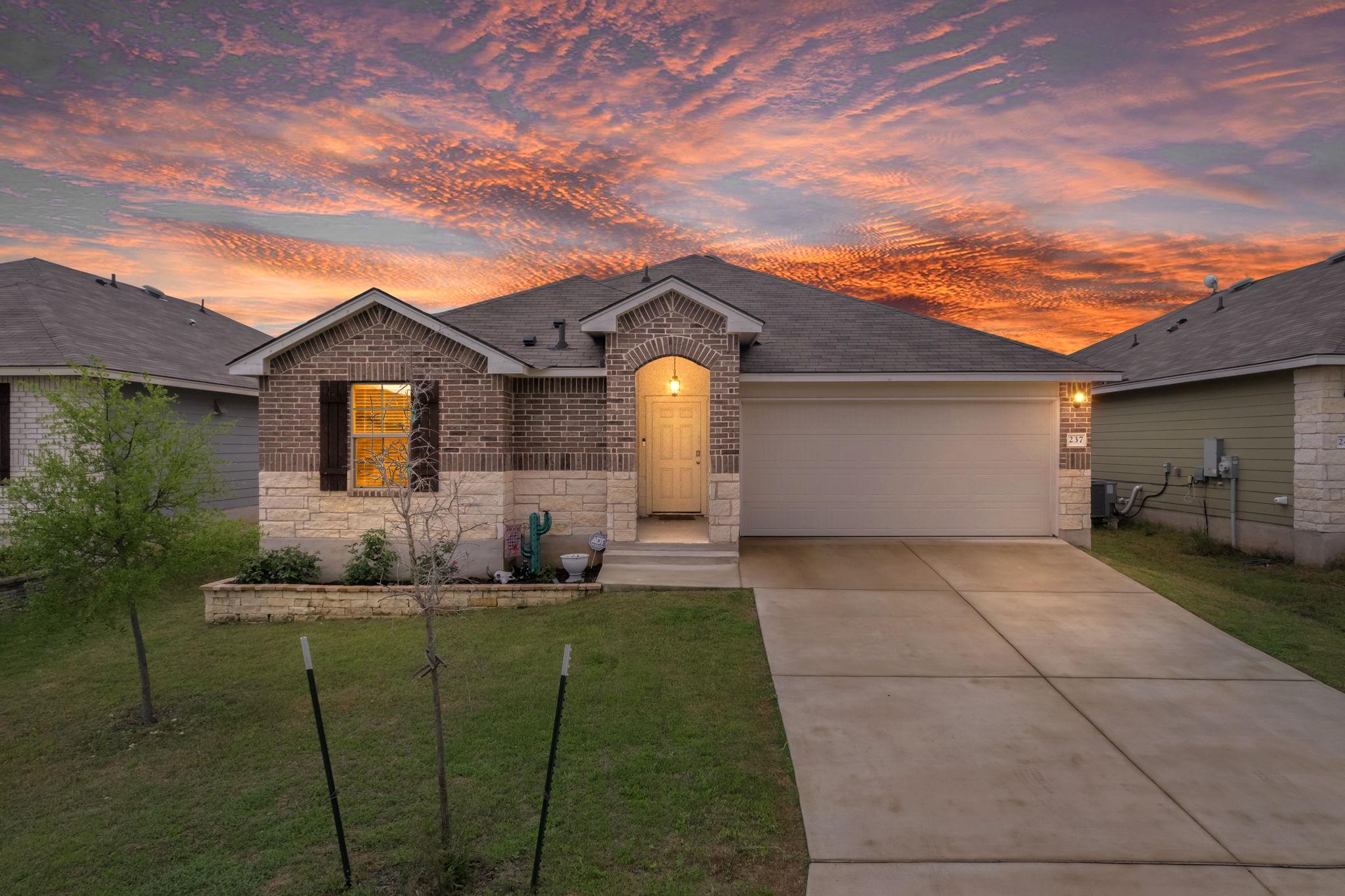 237 Poplin Ln Property Photo