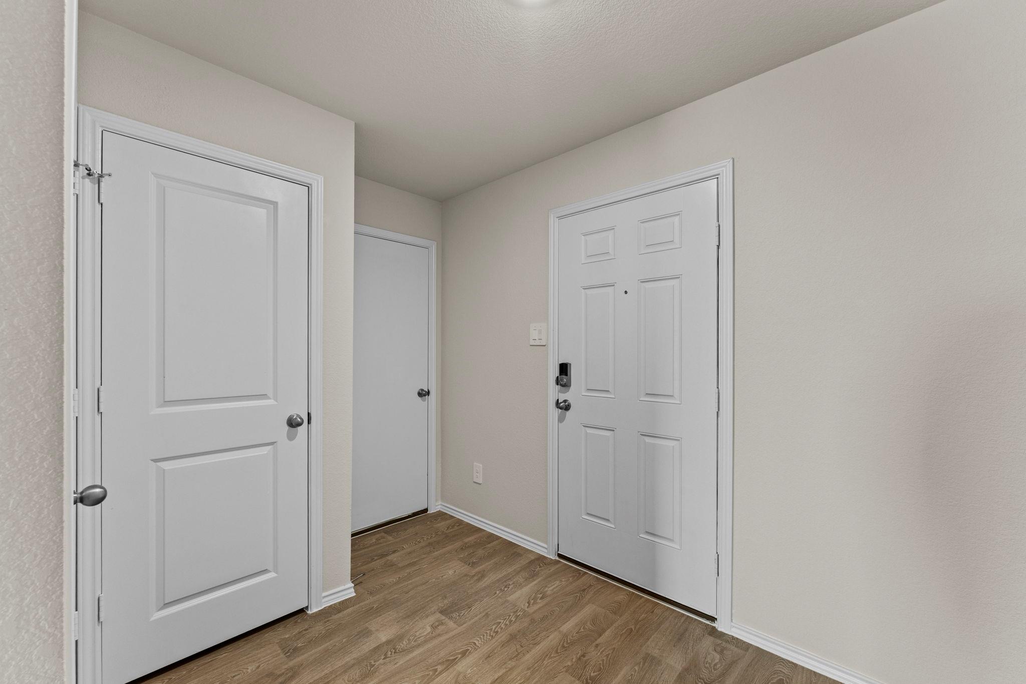 113 Howard Dr Property Photo 3