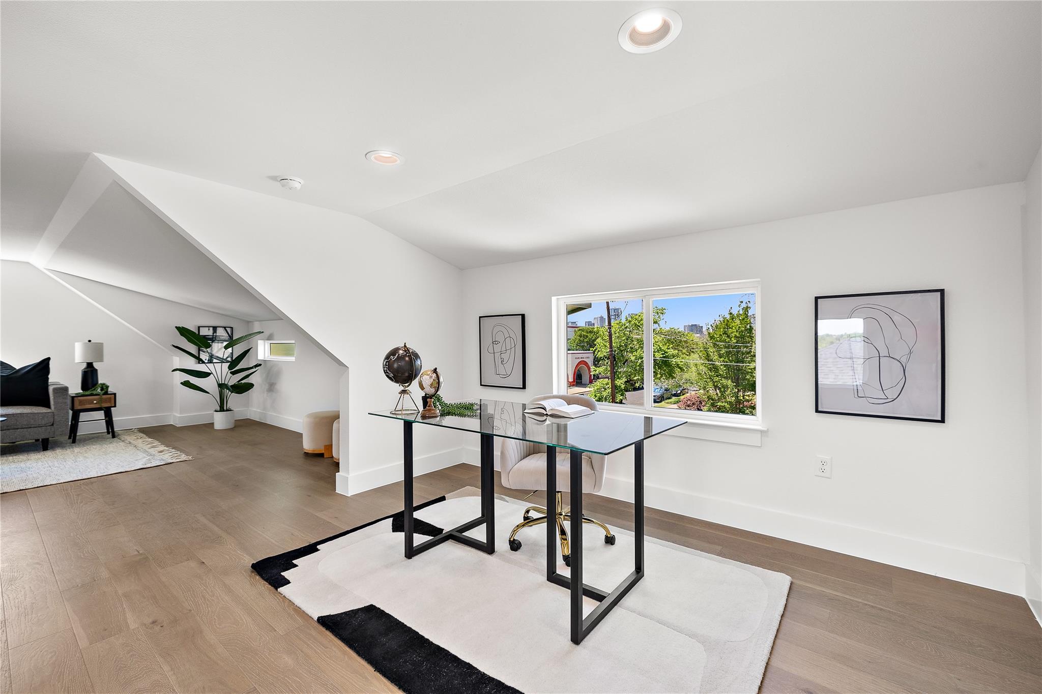 1181 Leona St Property Photo 22