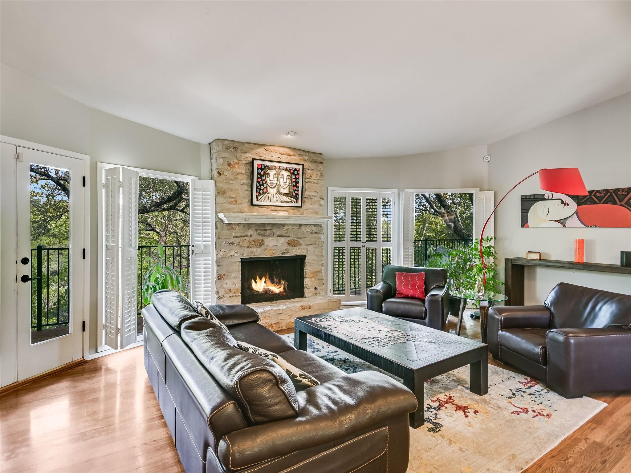 2207 Cypress Pt E Property Photo 4