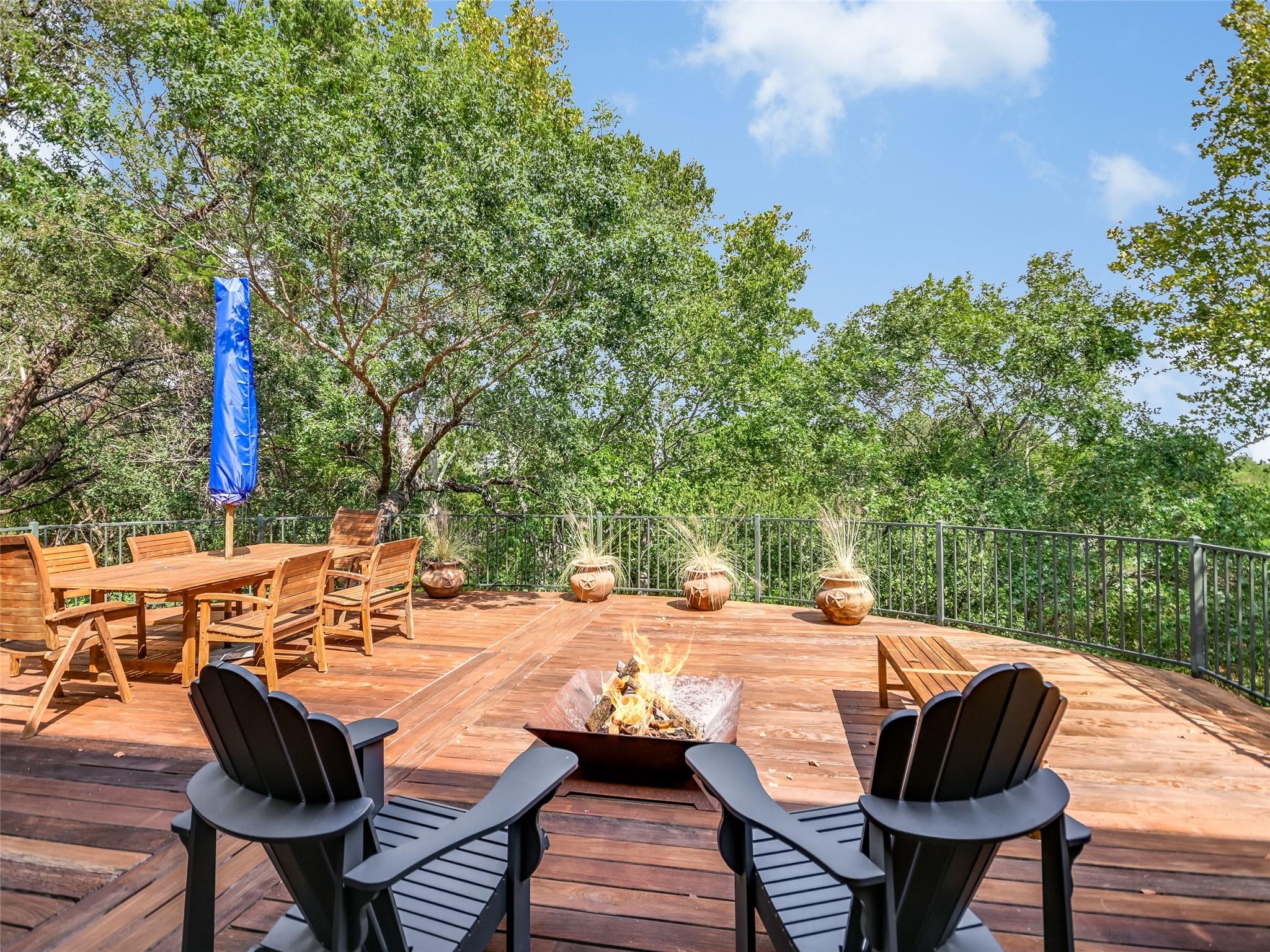 2207 Cypress Pt E Property Photo 24