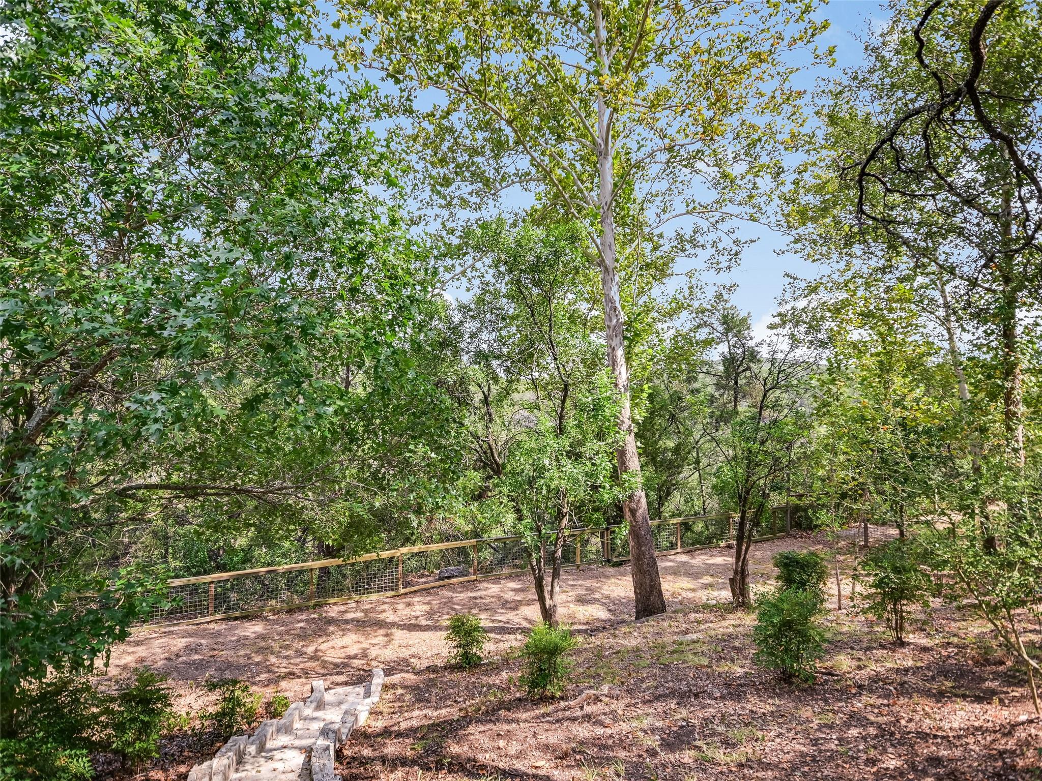 2207 Cypress Pt E Property Photo 27