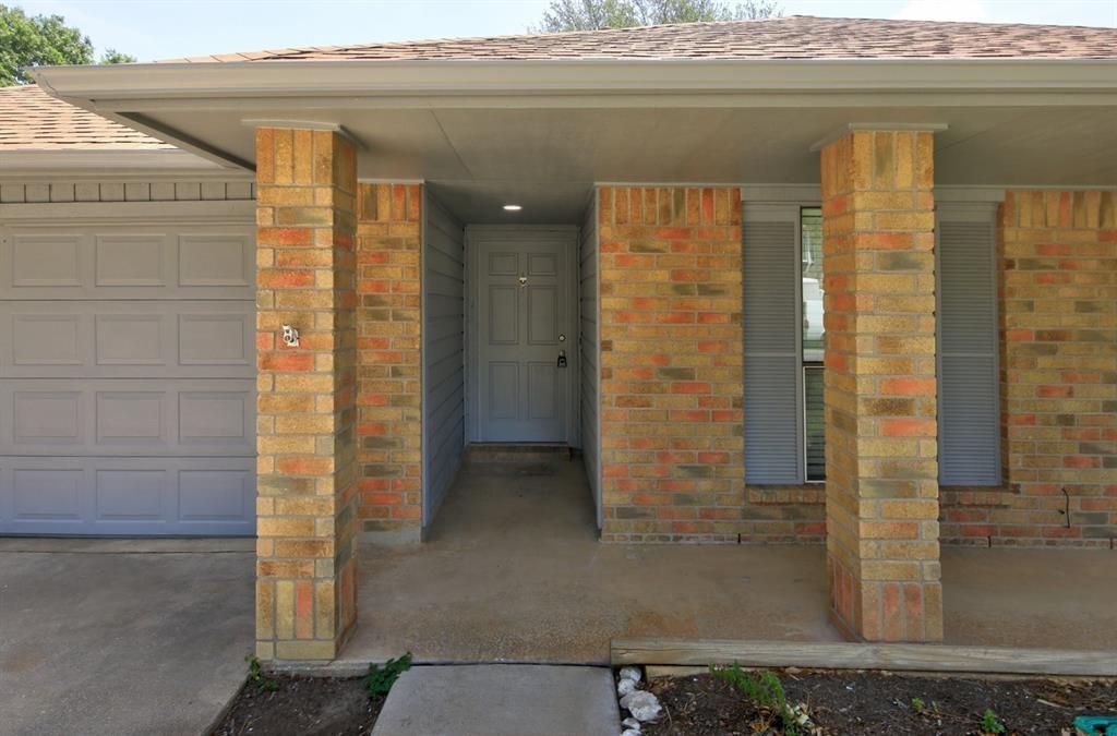 502 Eaglecreek Dr Property Photo 5