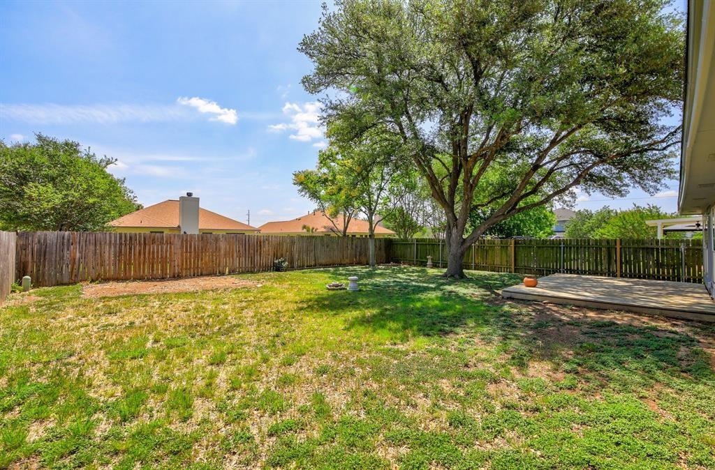 502 Eaglecreek Dr Property Photo 24
