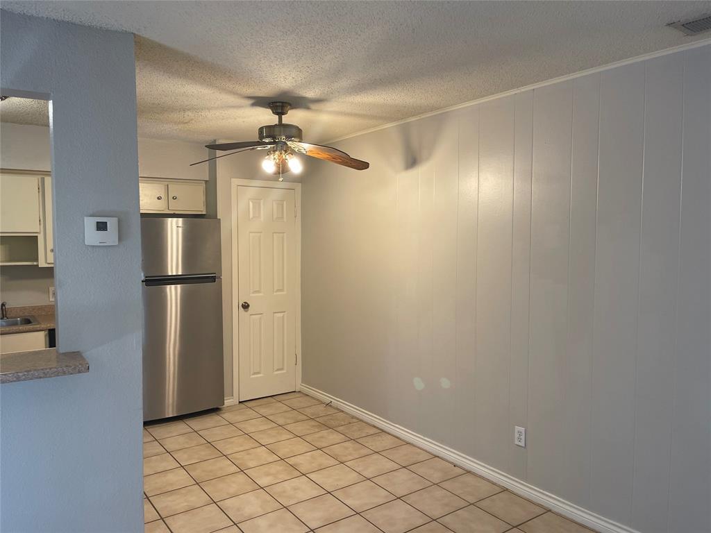 2304 Barton Village Cir #104 Property Photo 1