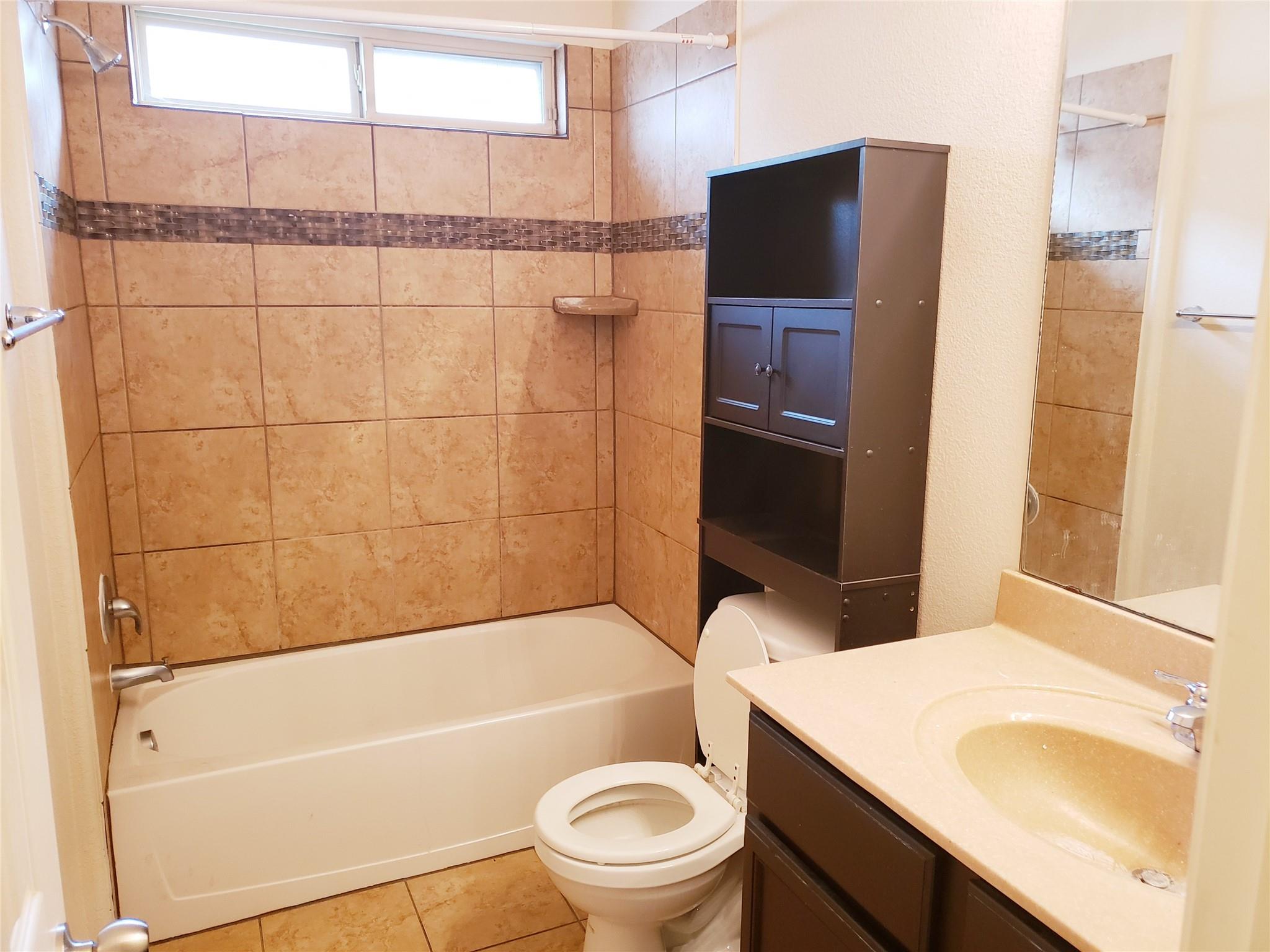 13009 Ring Dr Property Photo 15