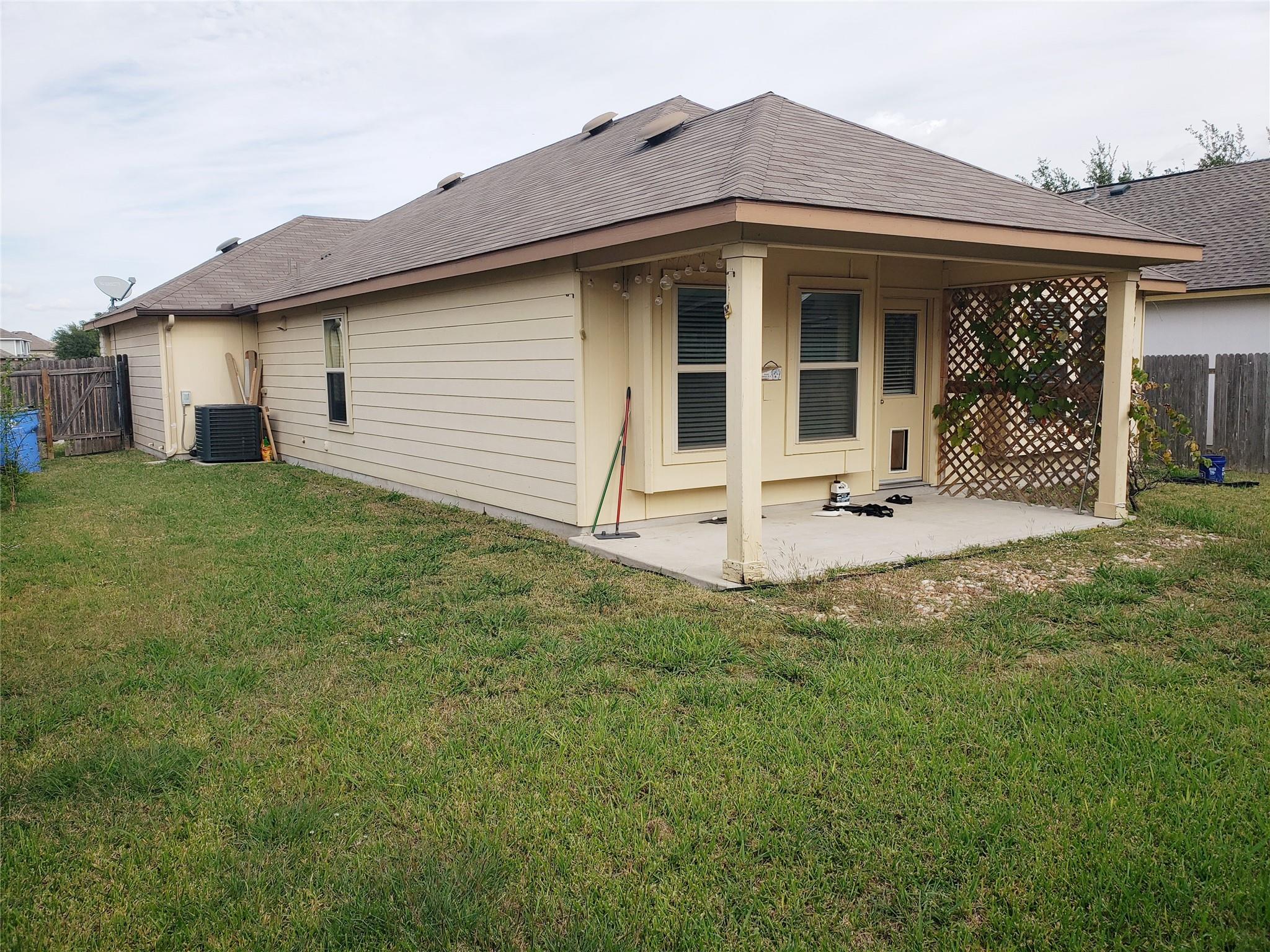 13009 Ring Dr Property Photo 18