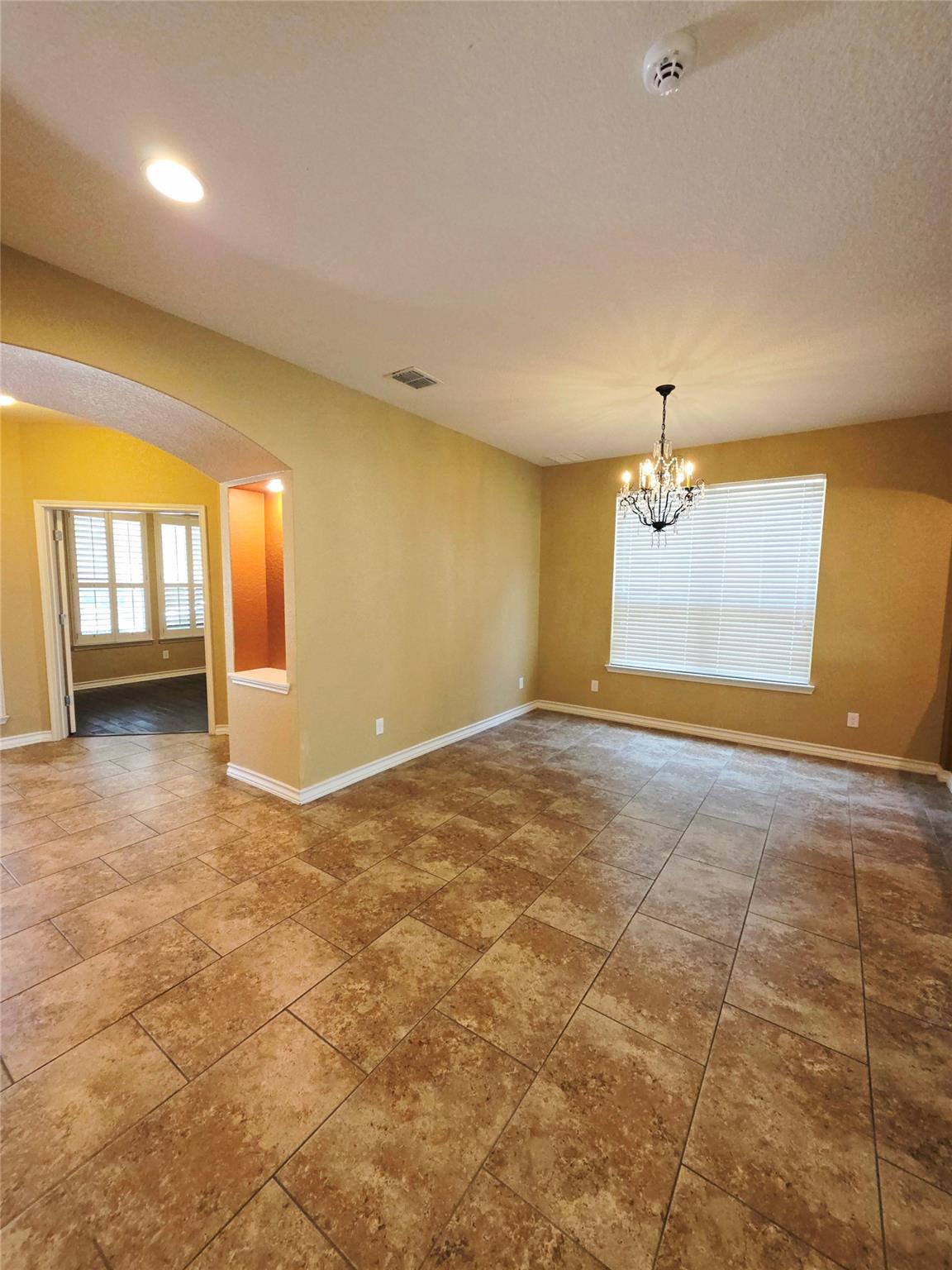 228 Dove Hl Property Photo 4