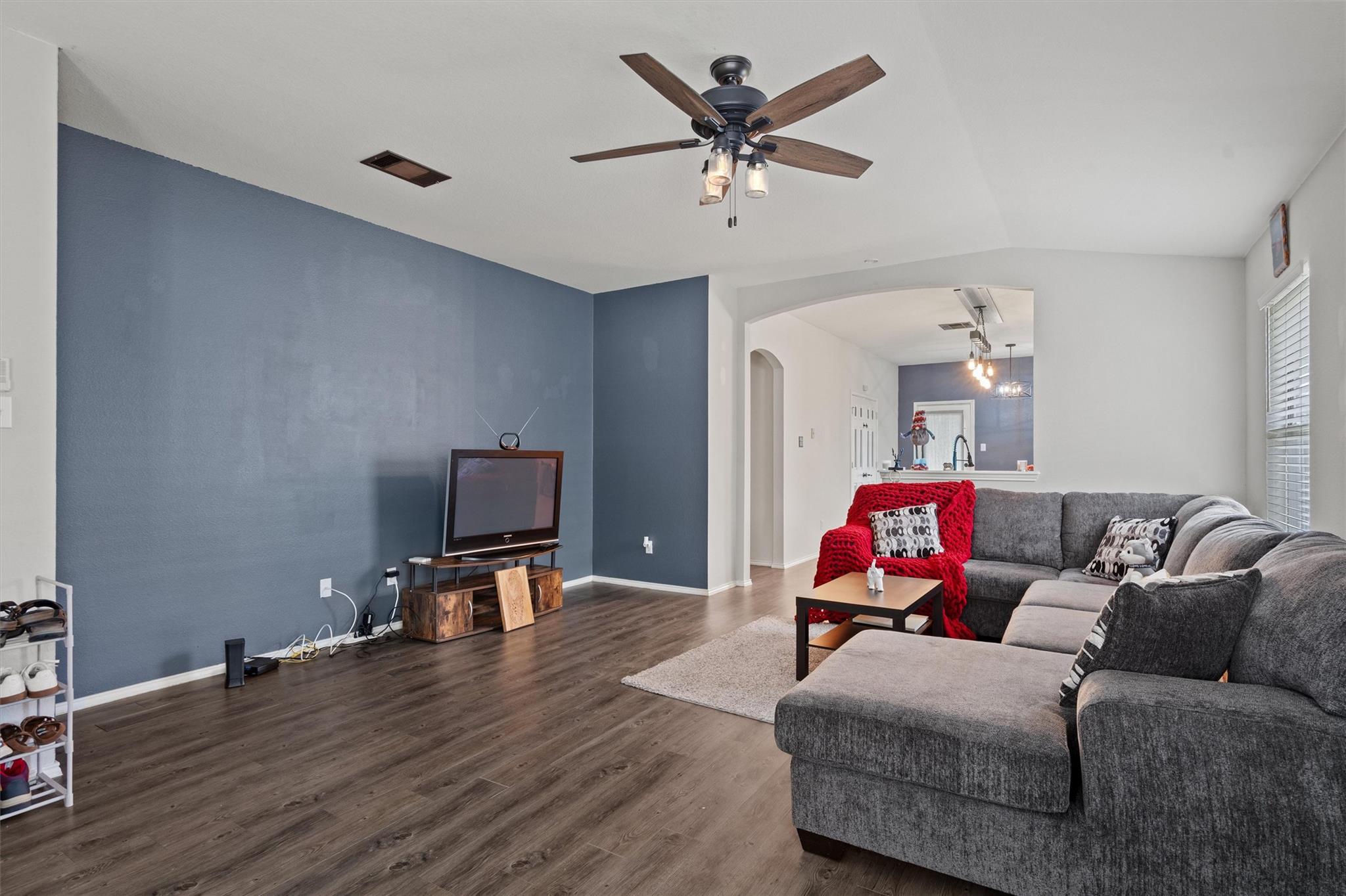 18029 Basketflower Bnd Property Photo 6
