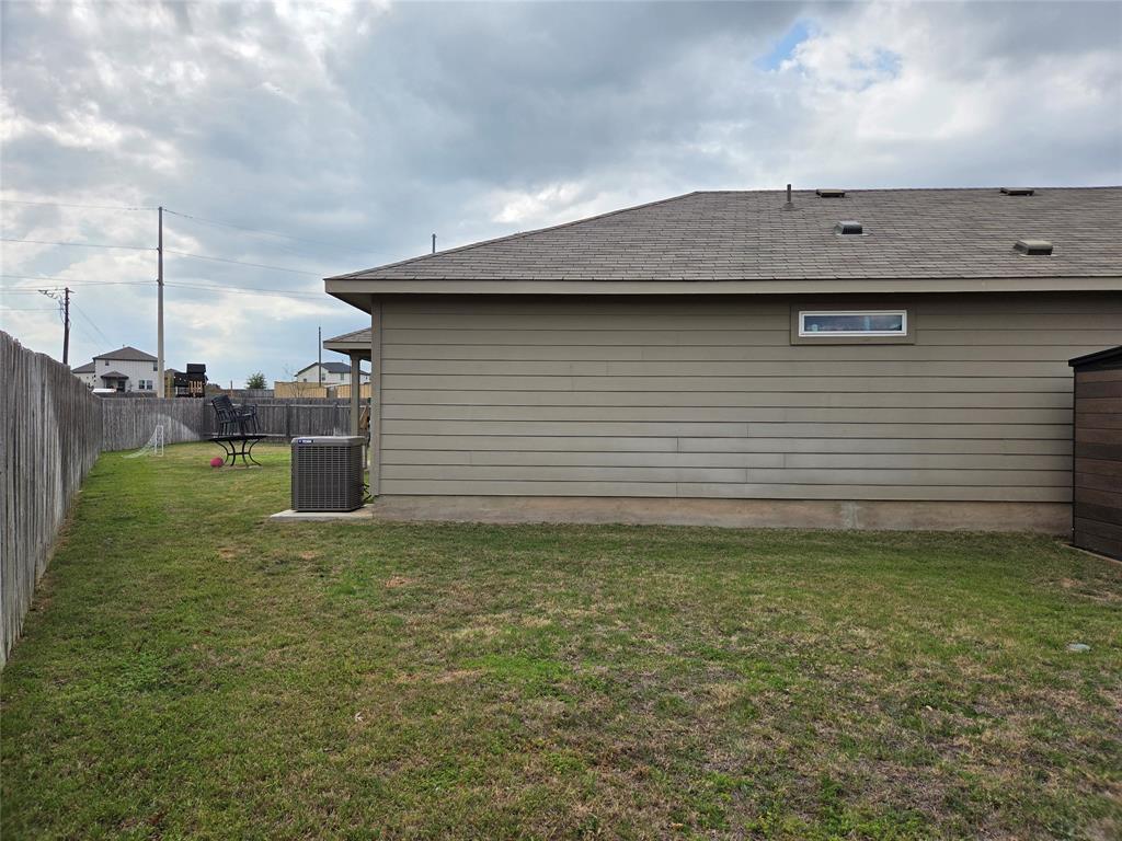 108 Blue Sage Dr Property Photo 18
