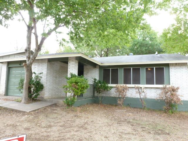 5213 Village Path Property Photo 1