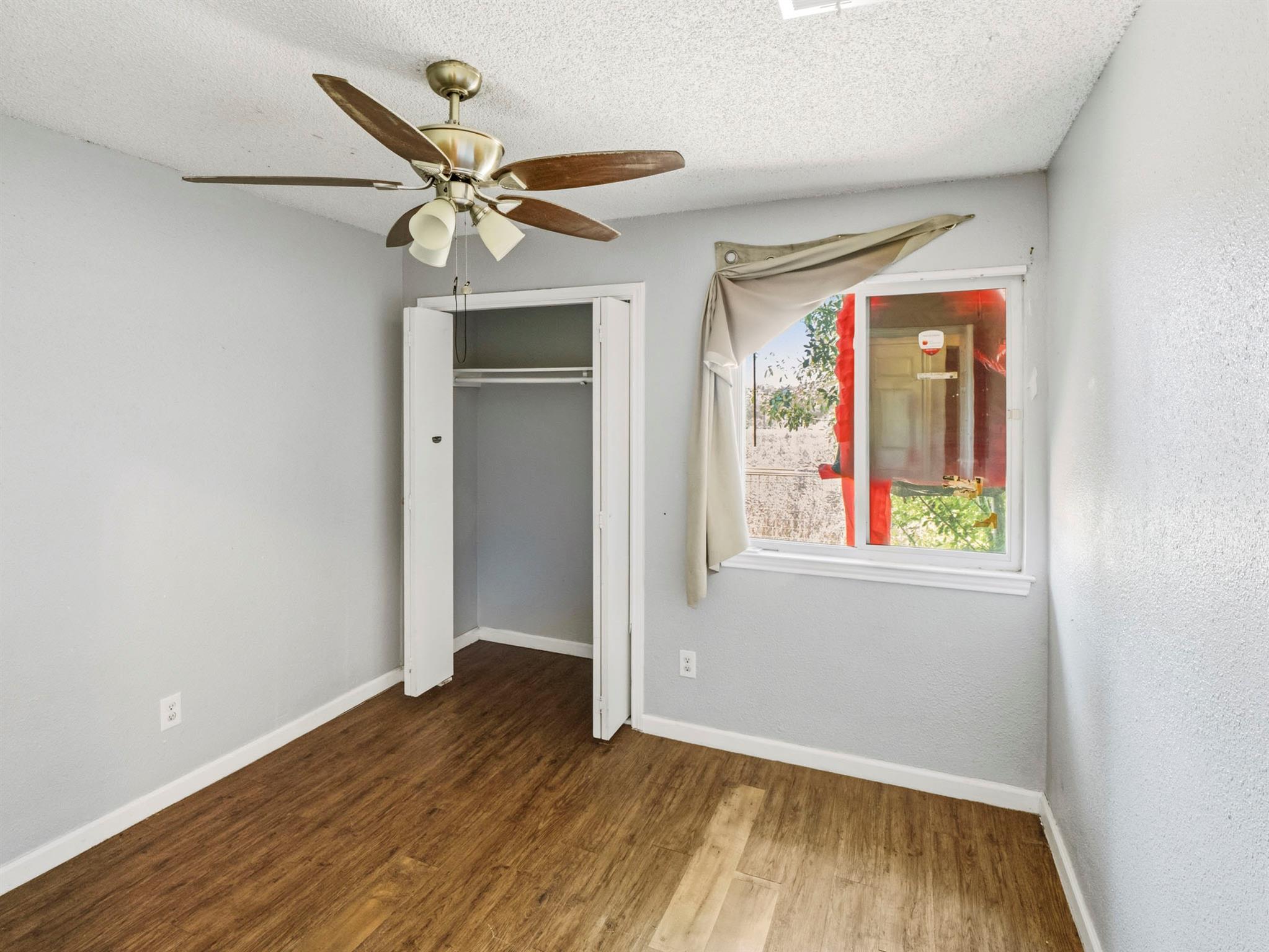 8201 Riverstone Dr Property Photo 10