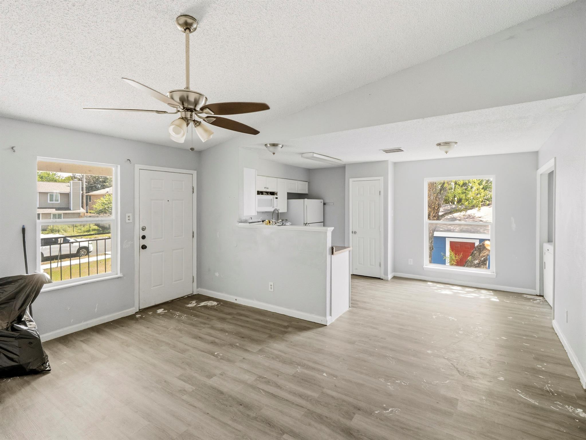 8201 Riverstone Dr Property Photo 17
