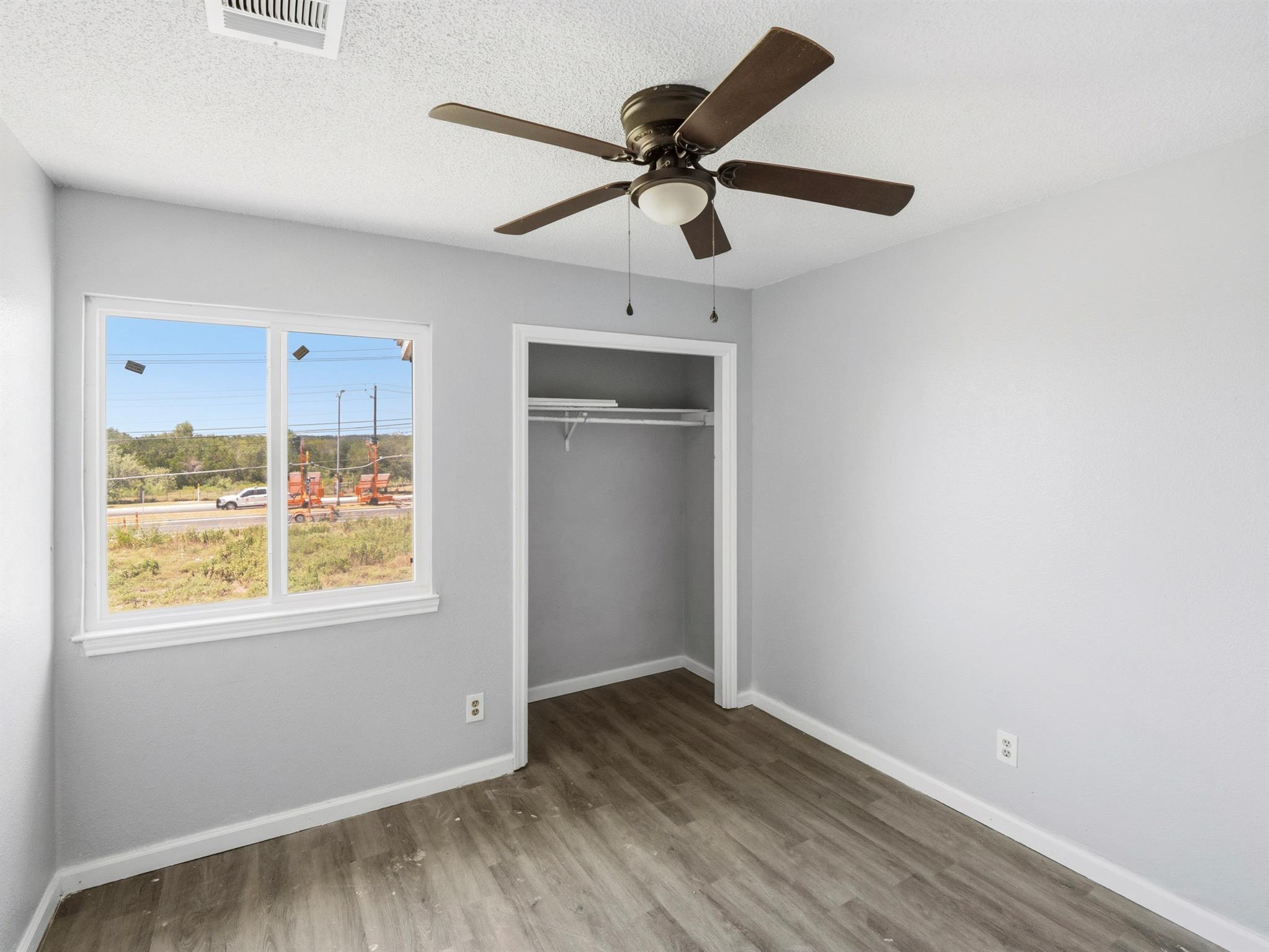 8201 Riverstone Dr Property Photo 20