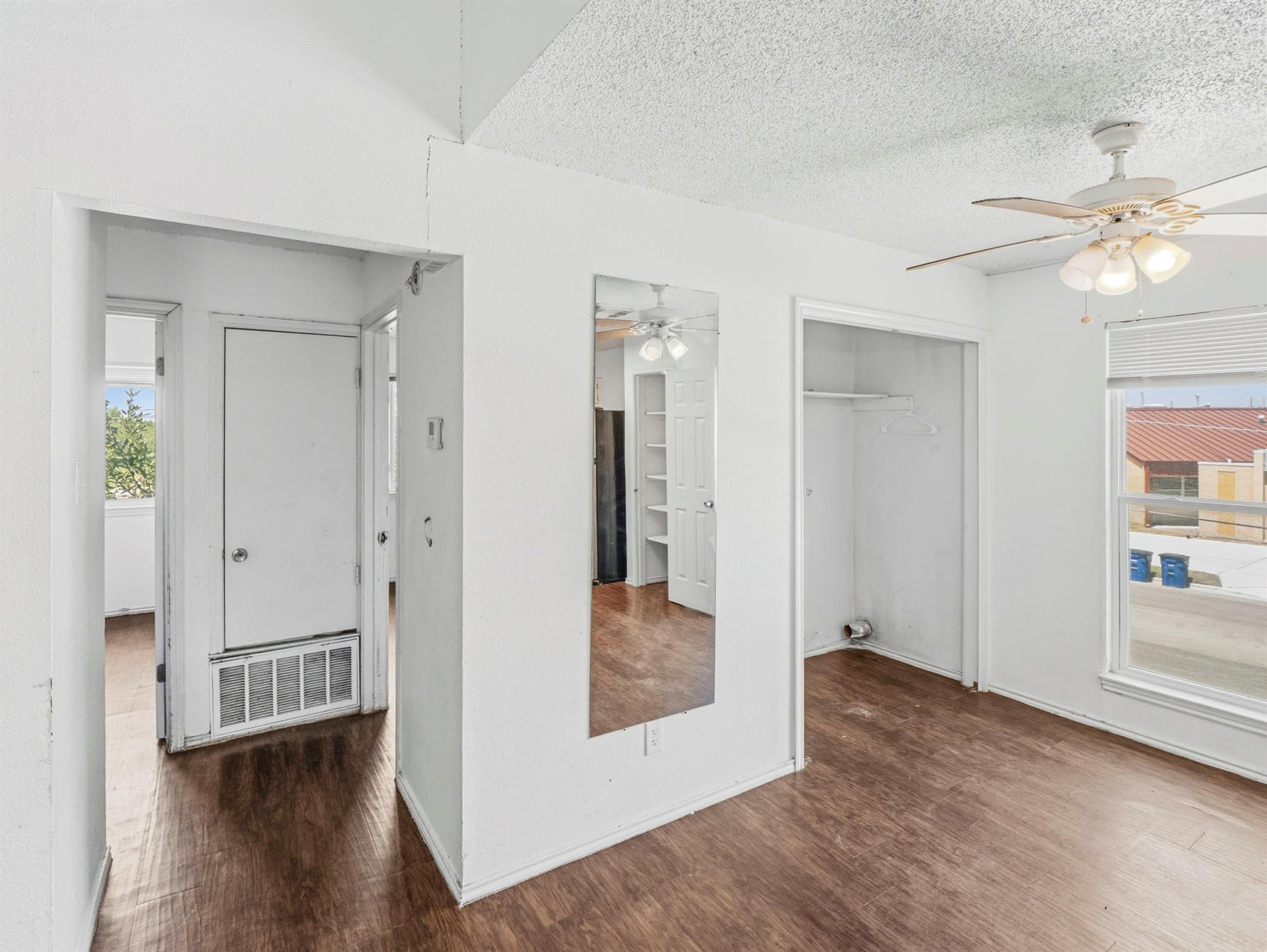 8201 Riverstone Dr Property Photo 30