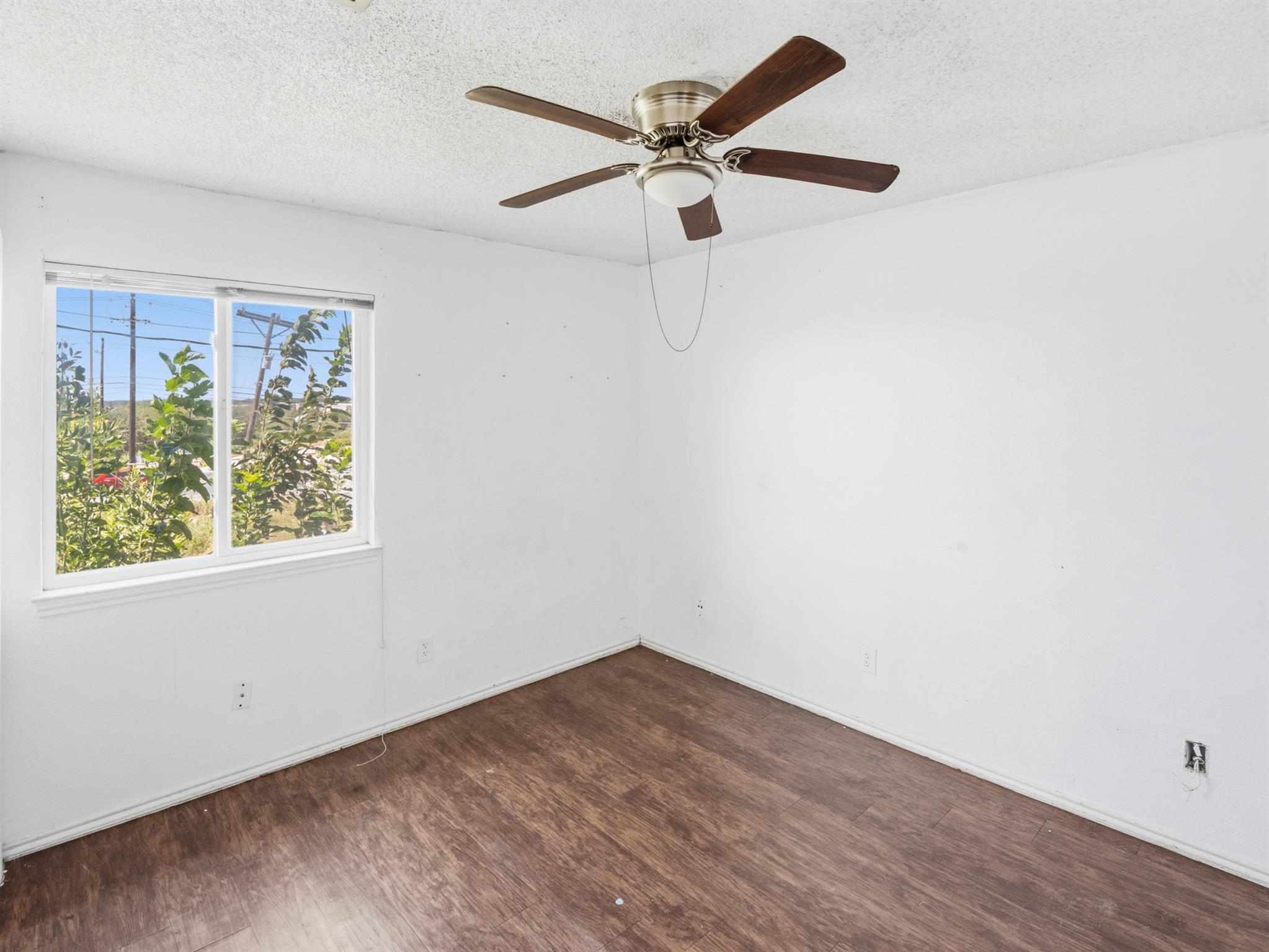 8201 Riverstone Dr Property Photo 31