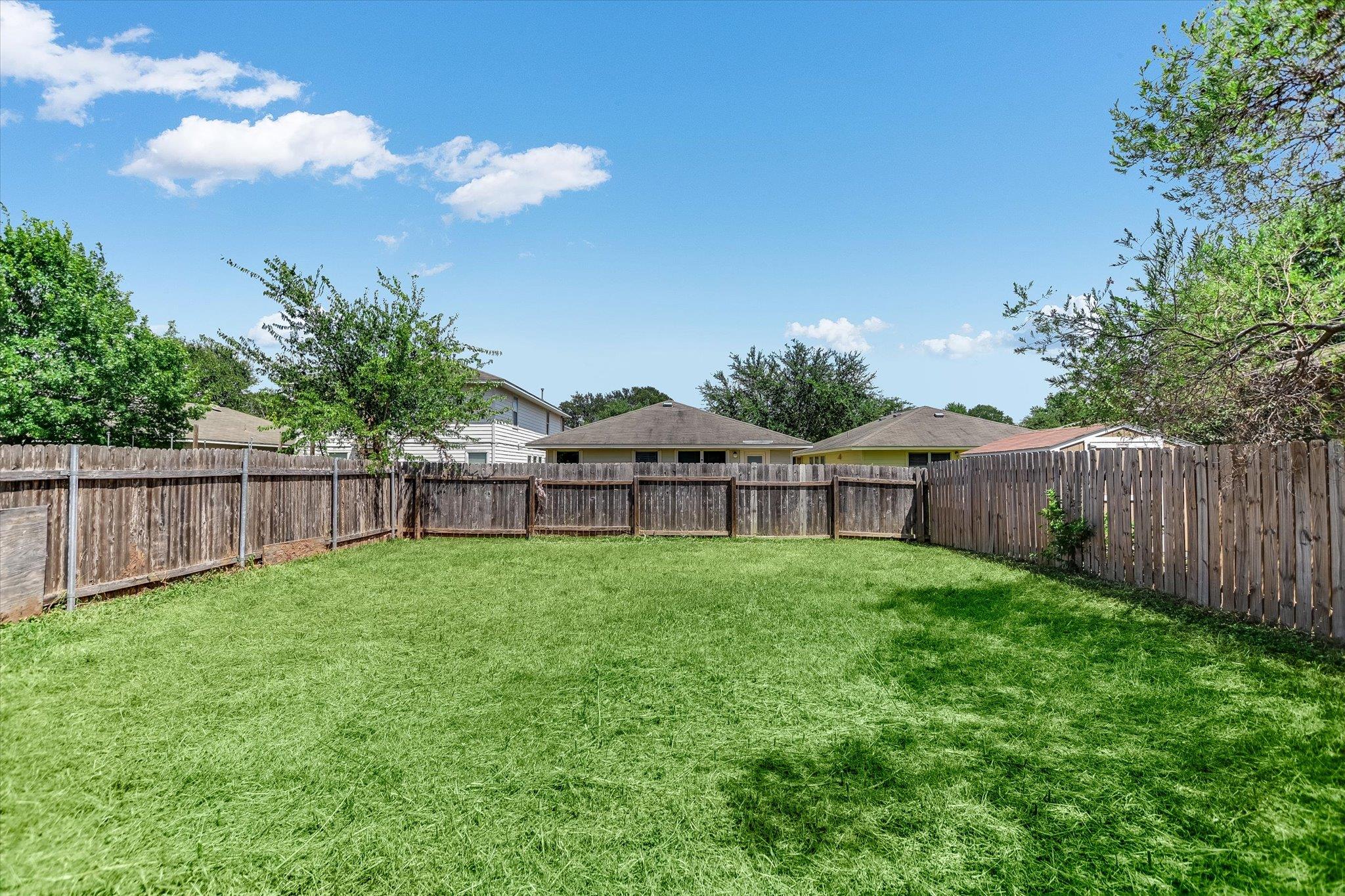 3303 Barksdale Dr Property Photo 18