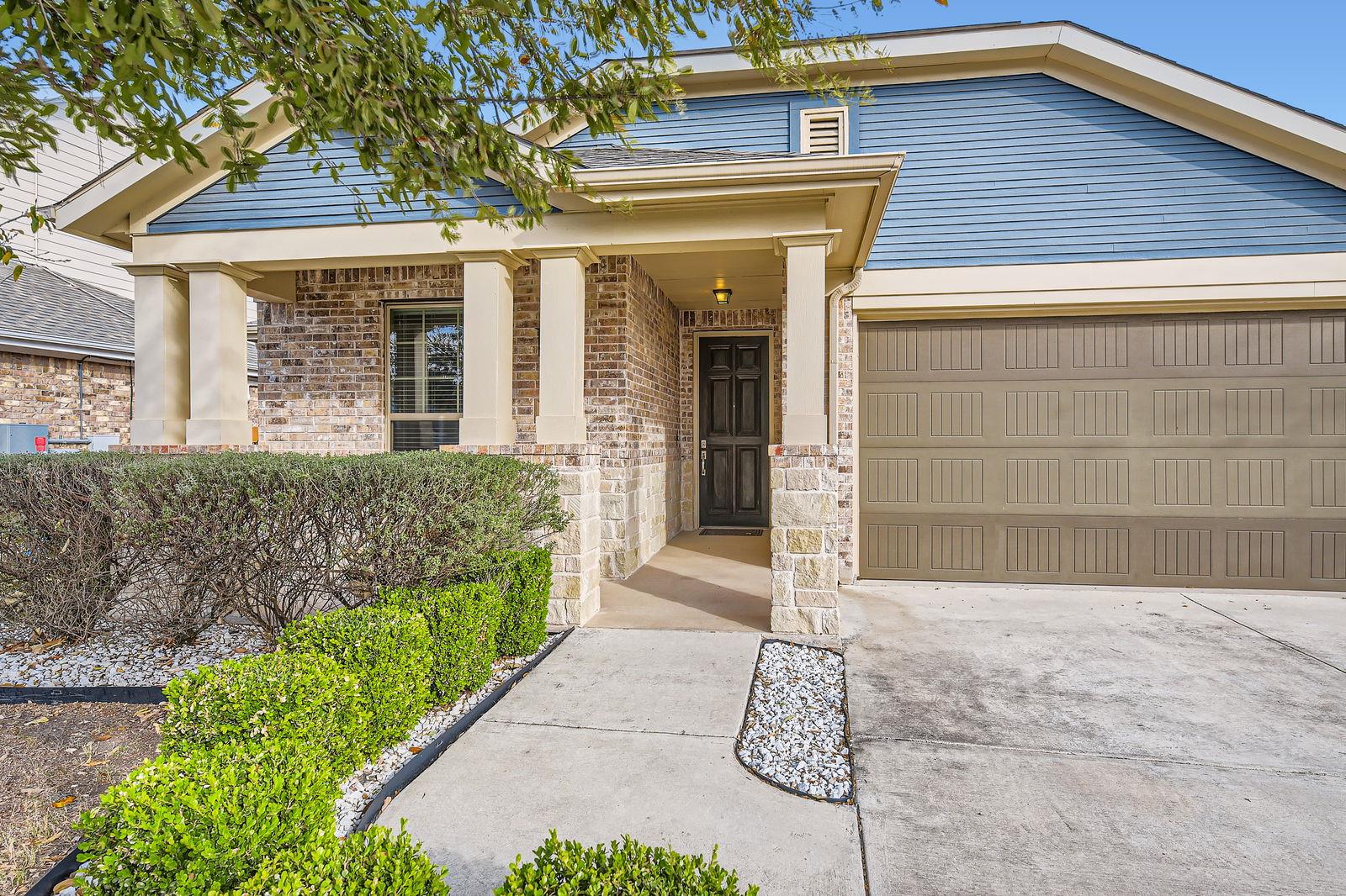 7233 Cherry Beam Path Property Photo