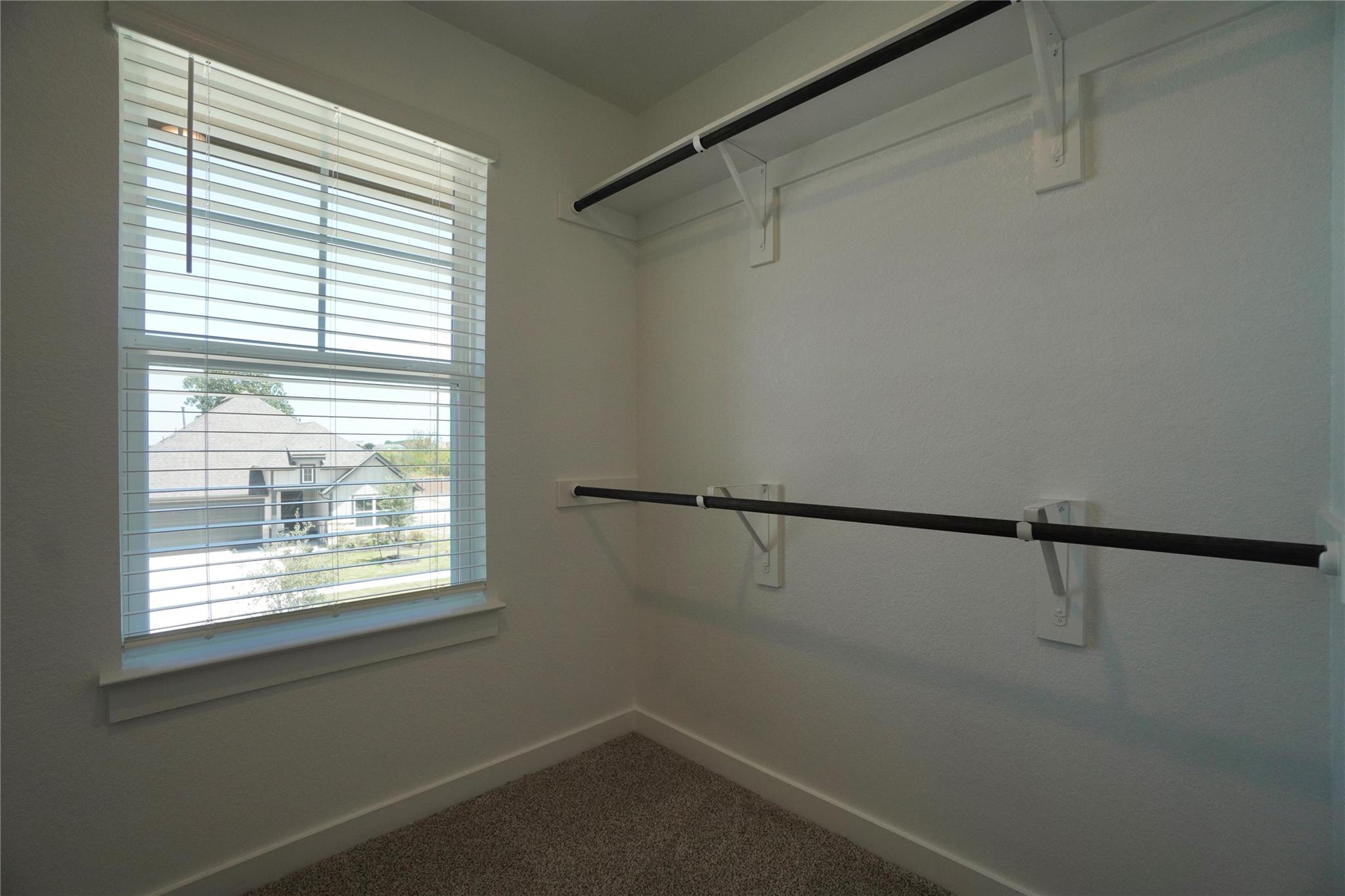 136 Greinert Dr Property Photo 26