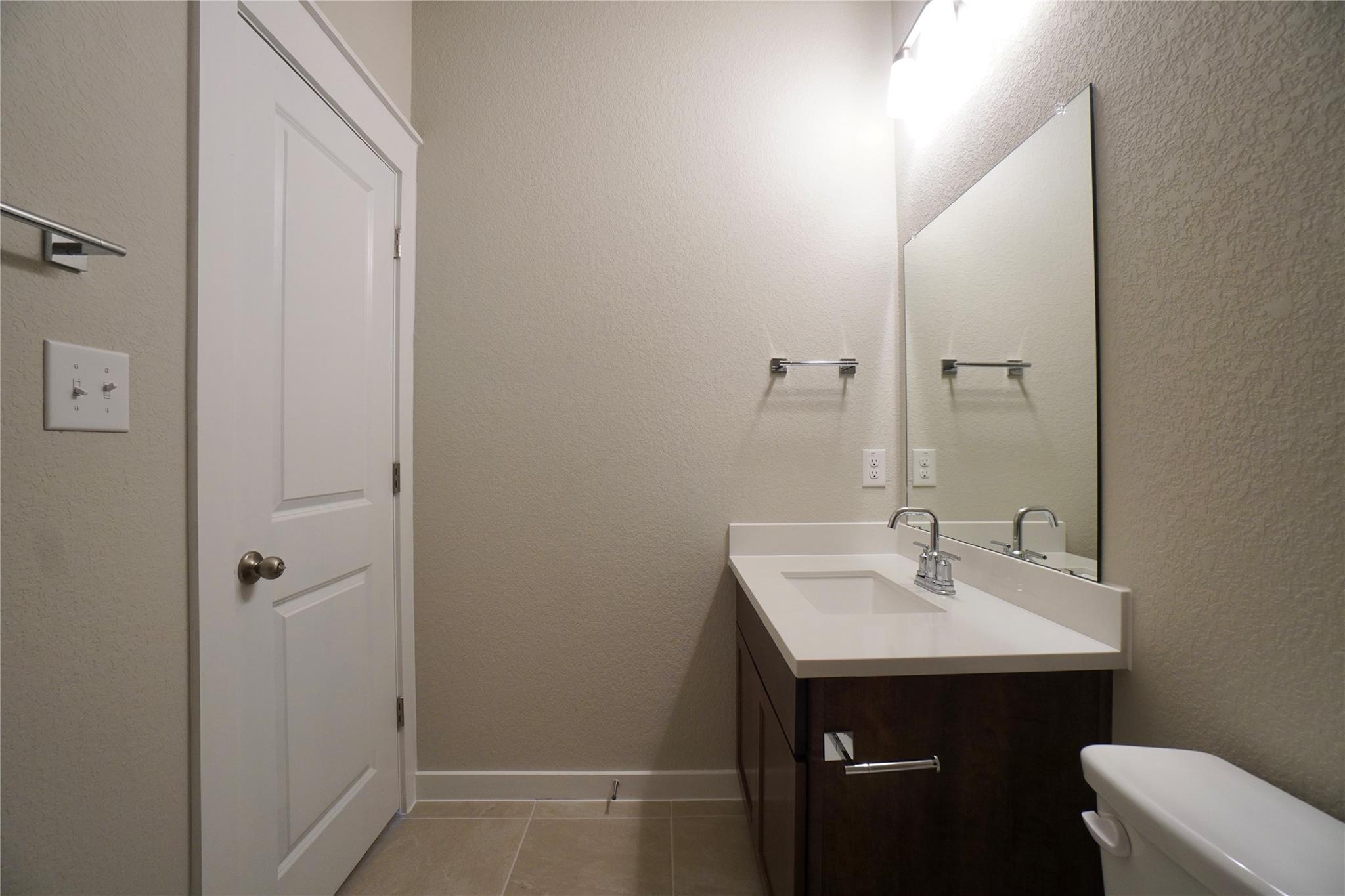 136 Greinert Dr Property Photo 32