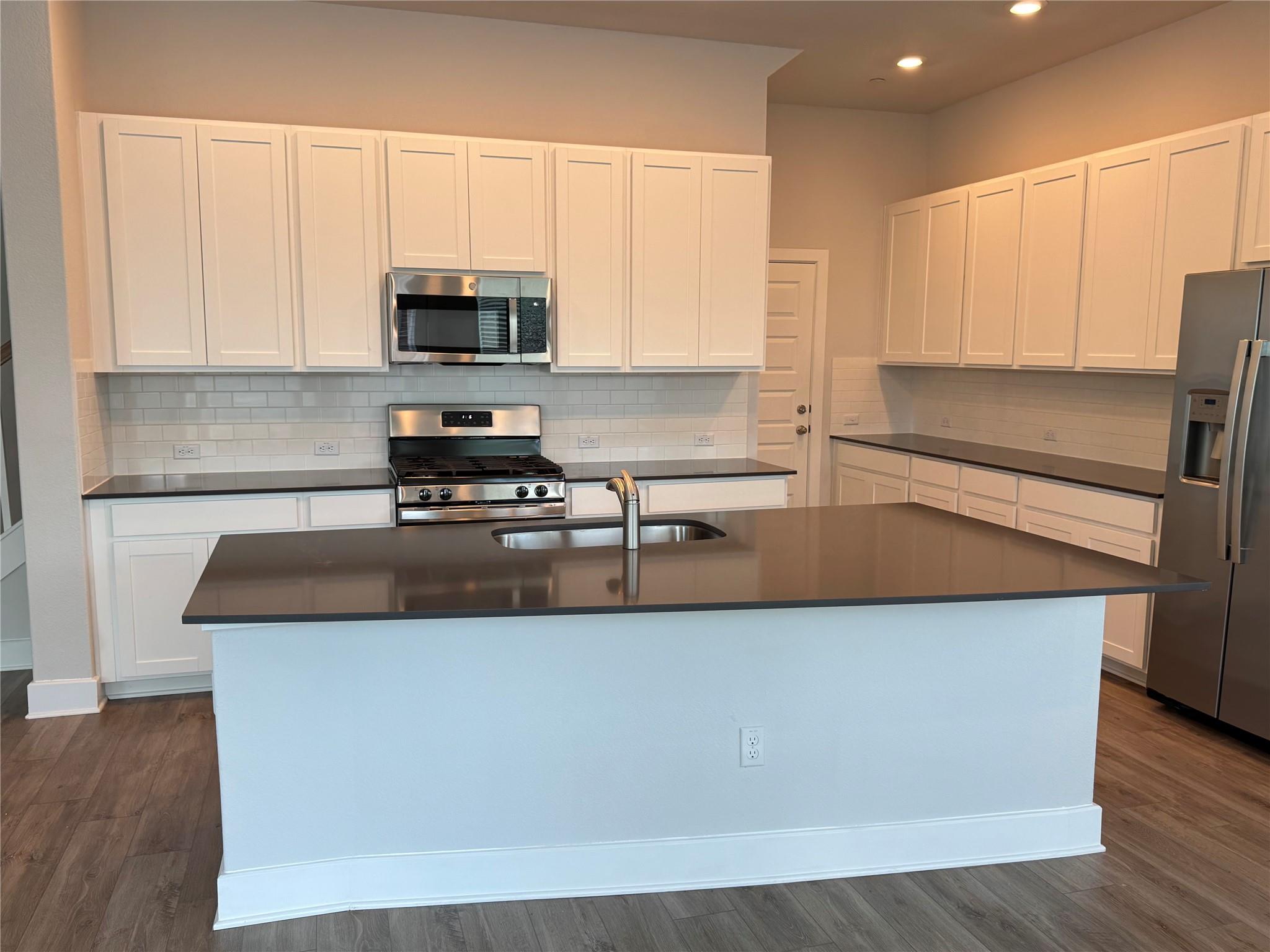 3000 Chisholm Trail Rd #23 Property Photo 6