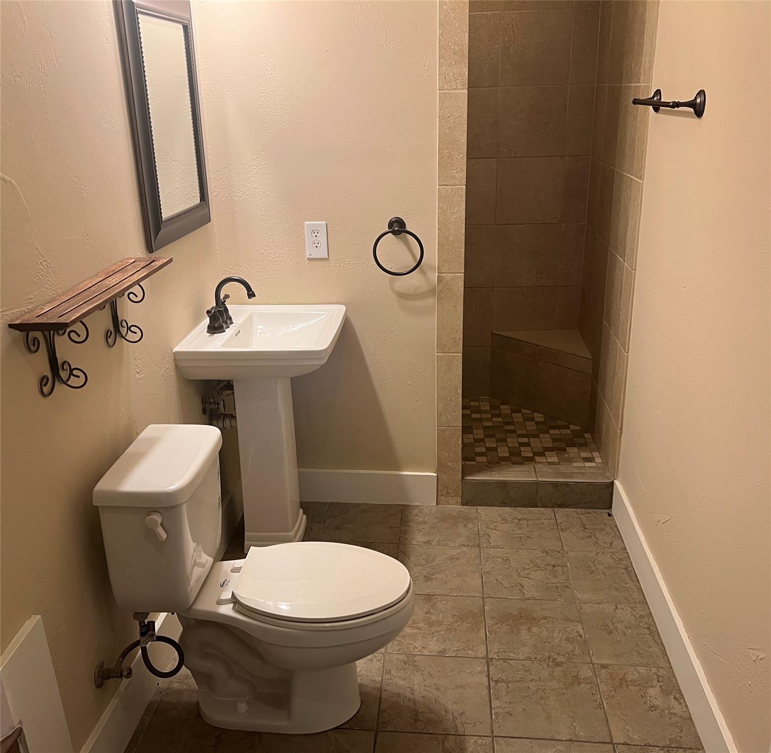 15303 Texas St Property Photo 15