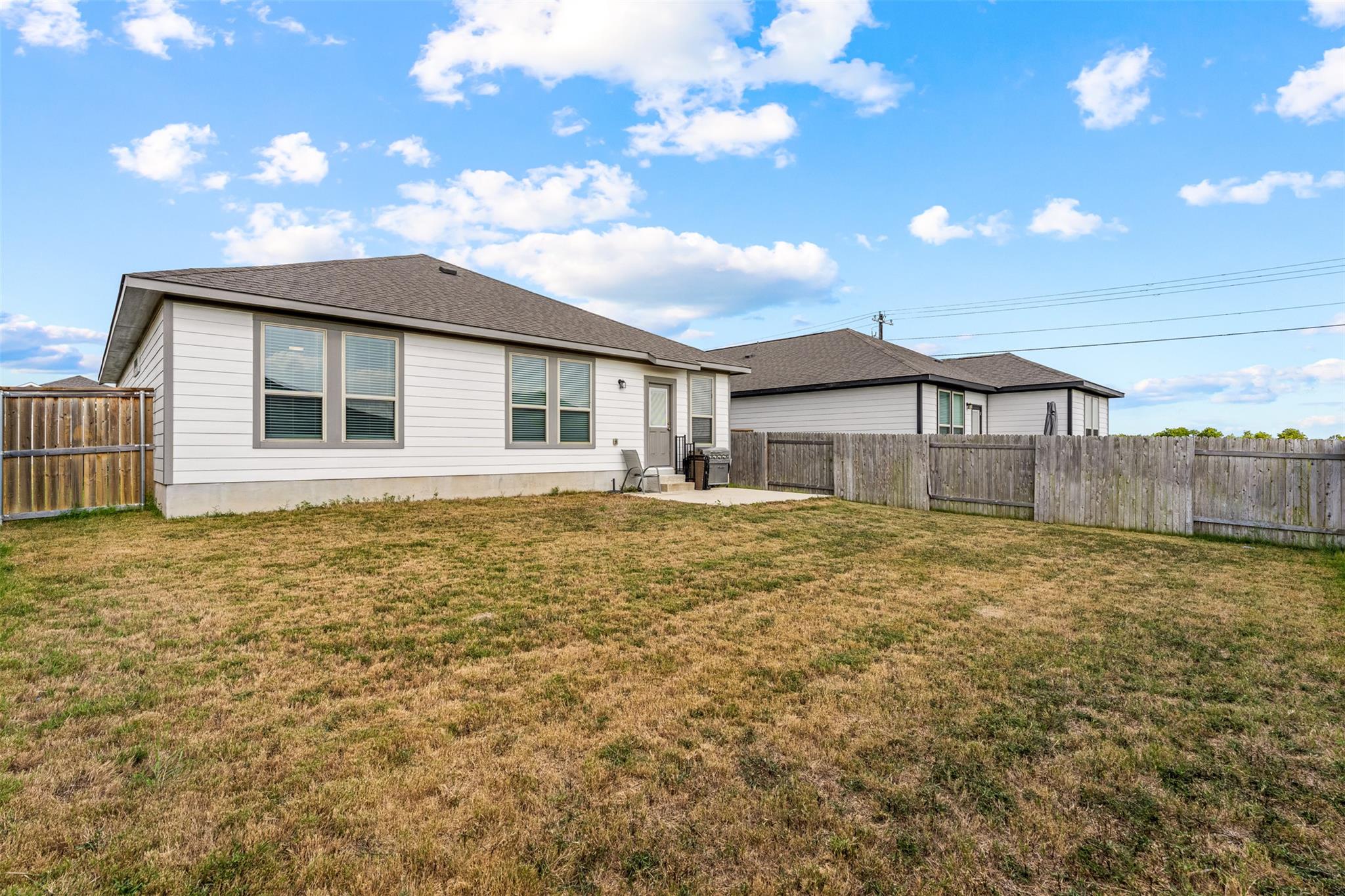 105 Kellys Heroes Way Property Photo 32