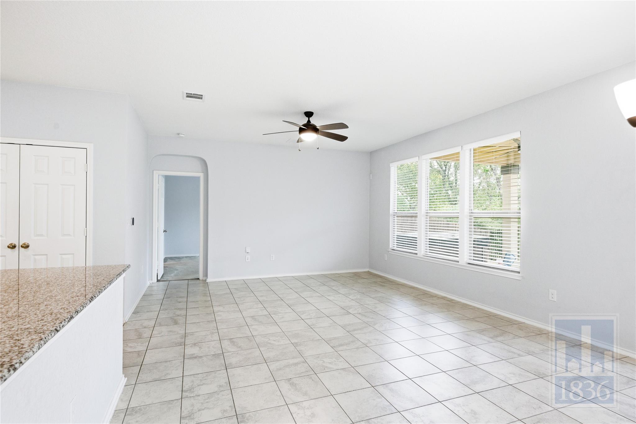 8005 Crystalbrook W None Property Photo 14