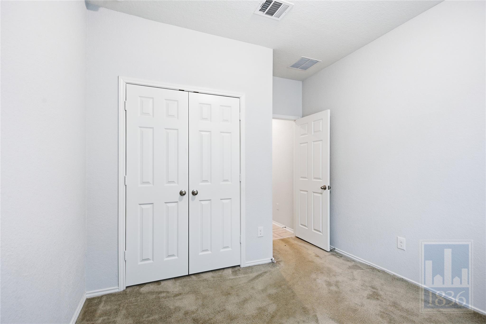 8005 Crystalbrook W None Property Photo 27