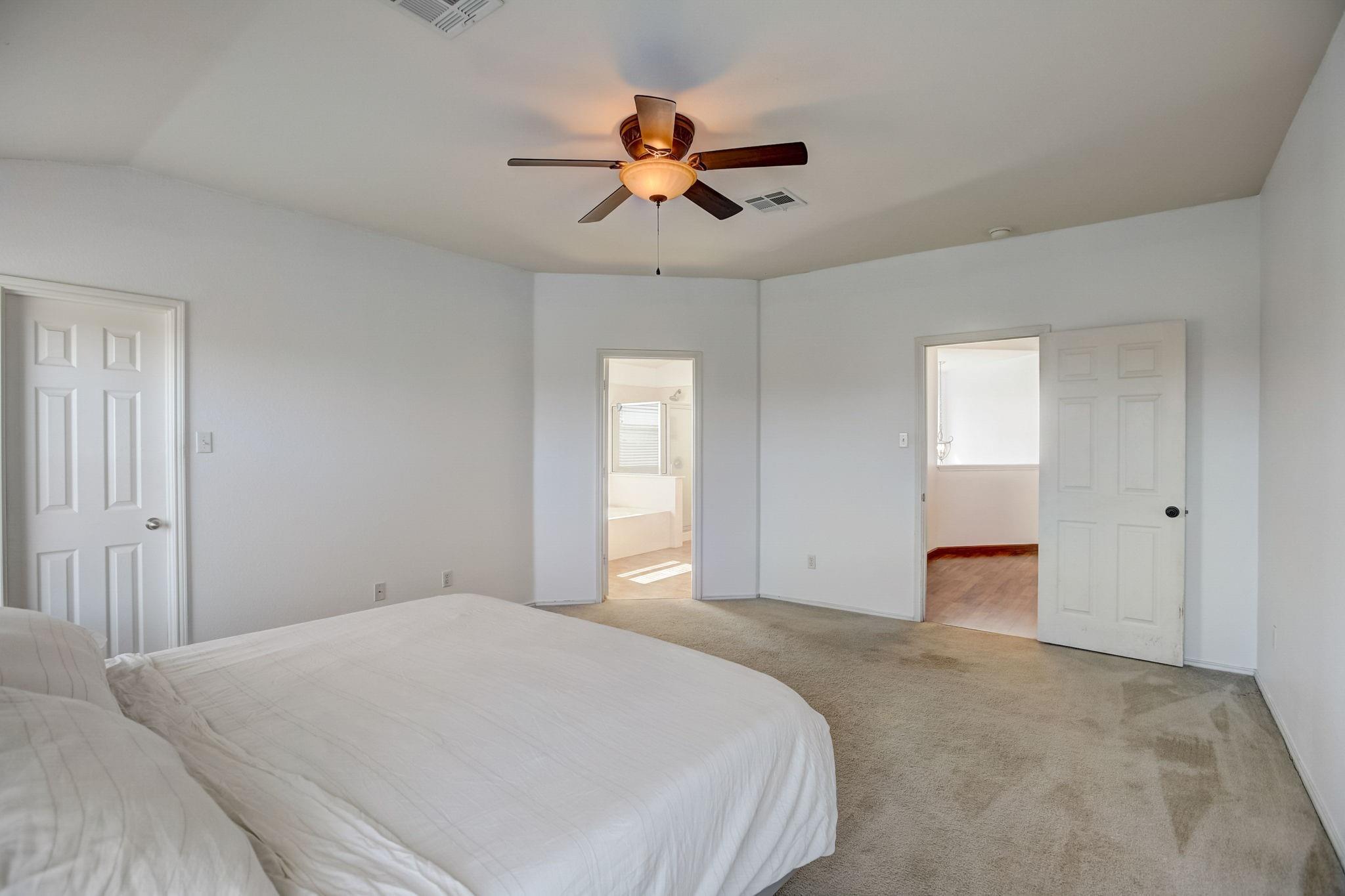305 Waterlily Way Property Photo 19