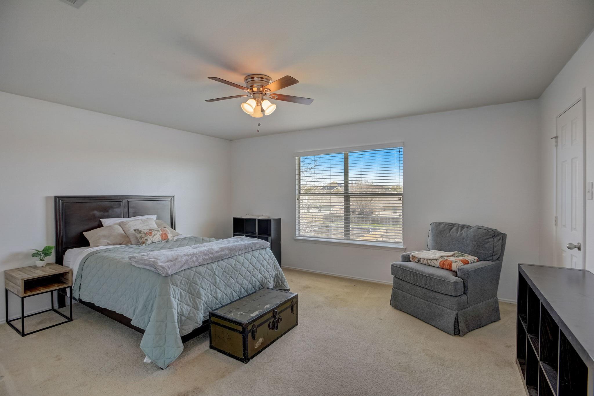 305 Waterlily Way Property Photo 26