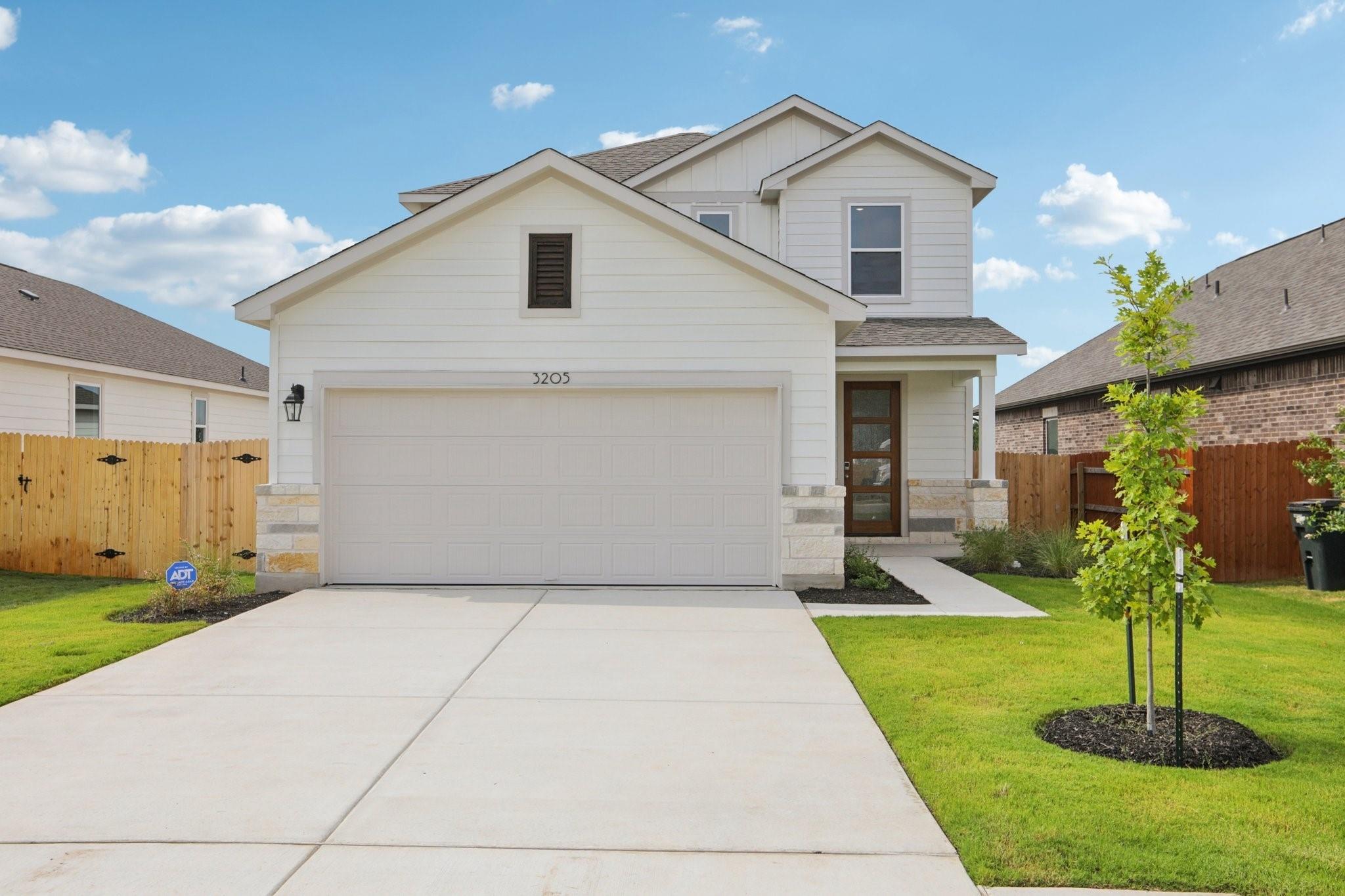 3205 Canyon River Ln Property Photo 1