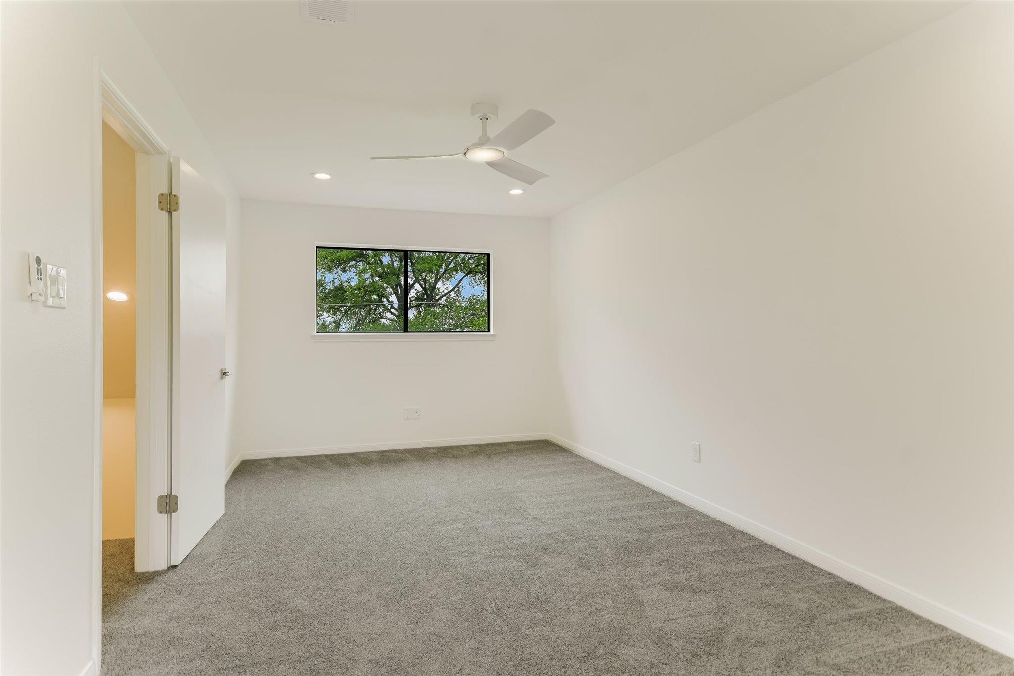 10900 Plumewood Dr Property Photo 15